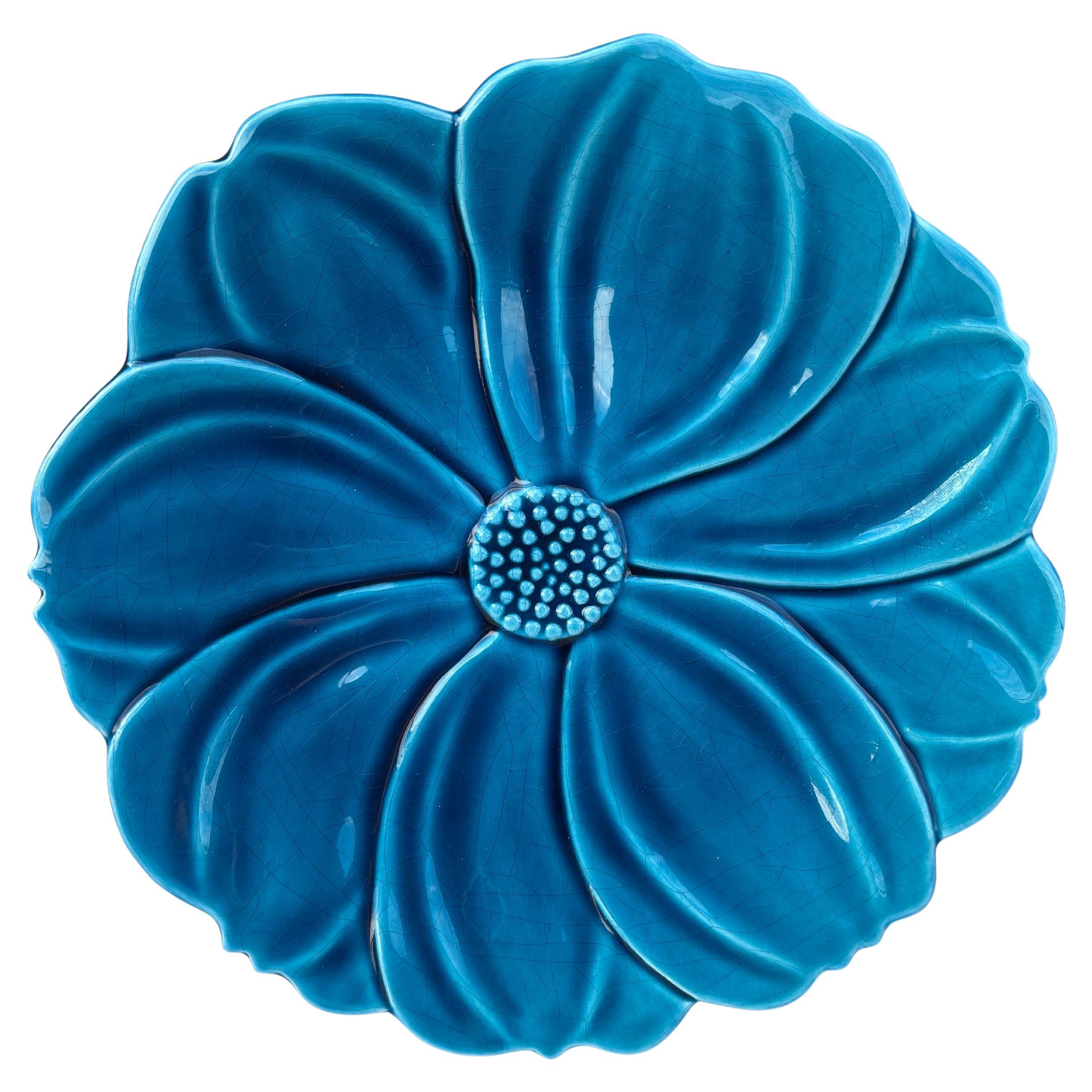Ceramic French Majolica Daisy Plate Orchies, circa 1890 For Sale