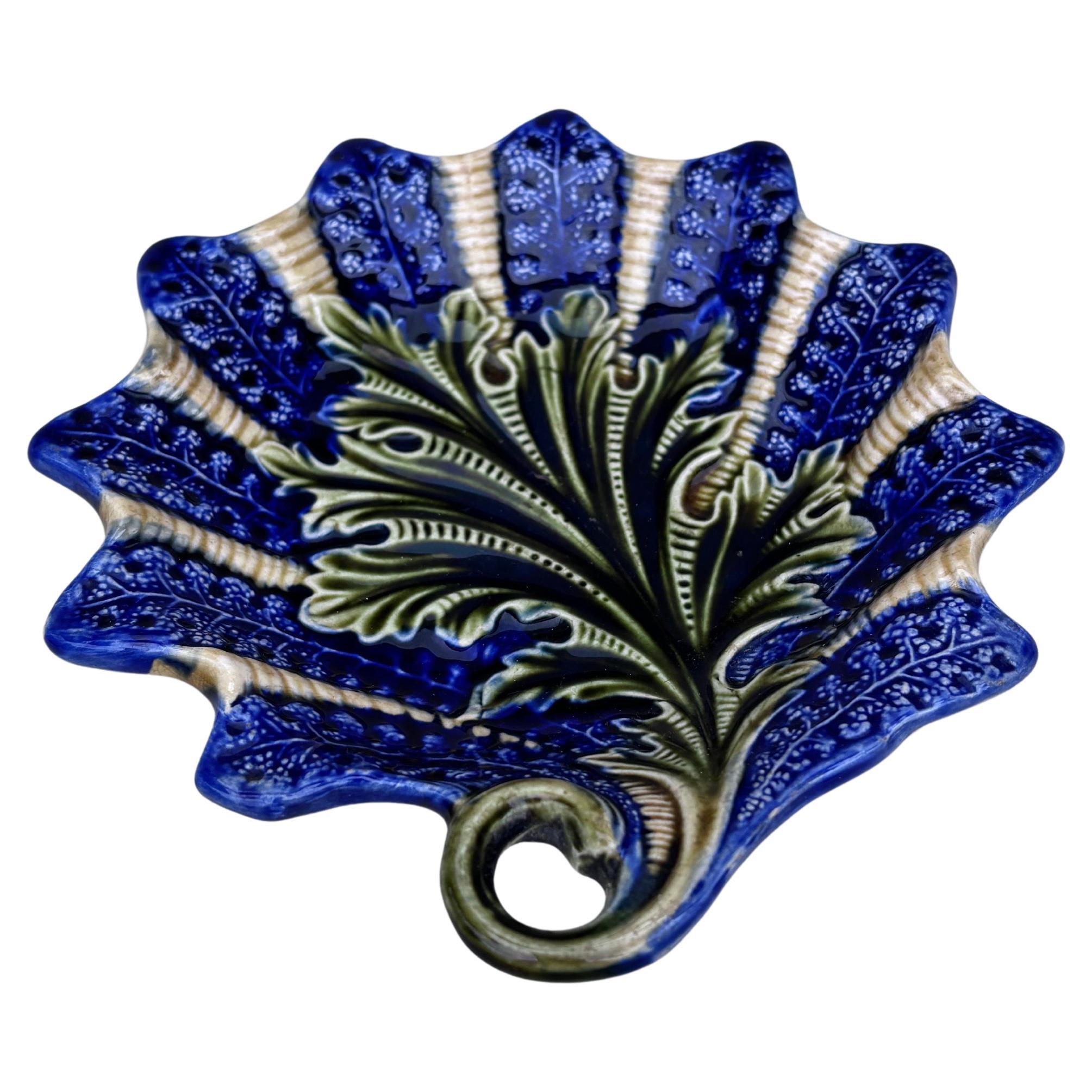 Rustic French Majolica Dish Leaf Nimy Les Mons, circa 1890