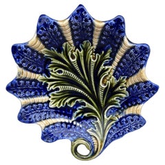 French Majolica Dish Leaf Nimy Les Mons, circa 1890