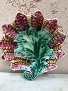 French Majolica Dish Leaf Onnaing, circa 1890