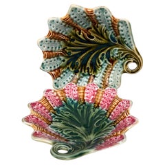 Onnaing, plat à feuilles en majolique française, vers 1890
