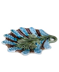 French Majolica Dish Leaf Onnaing, circa 1890
