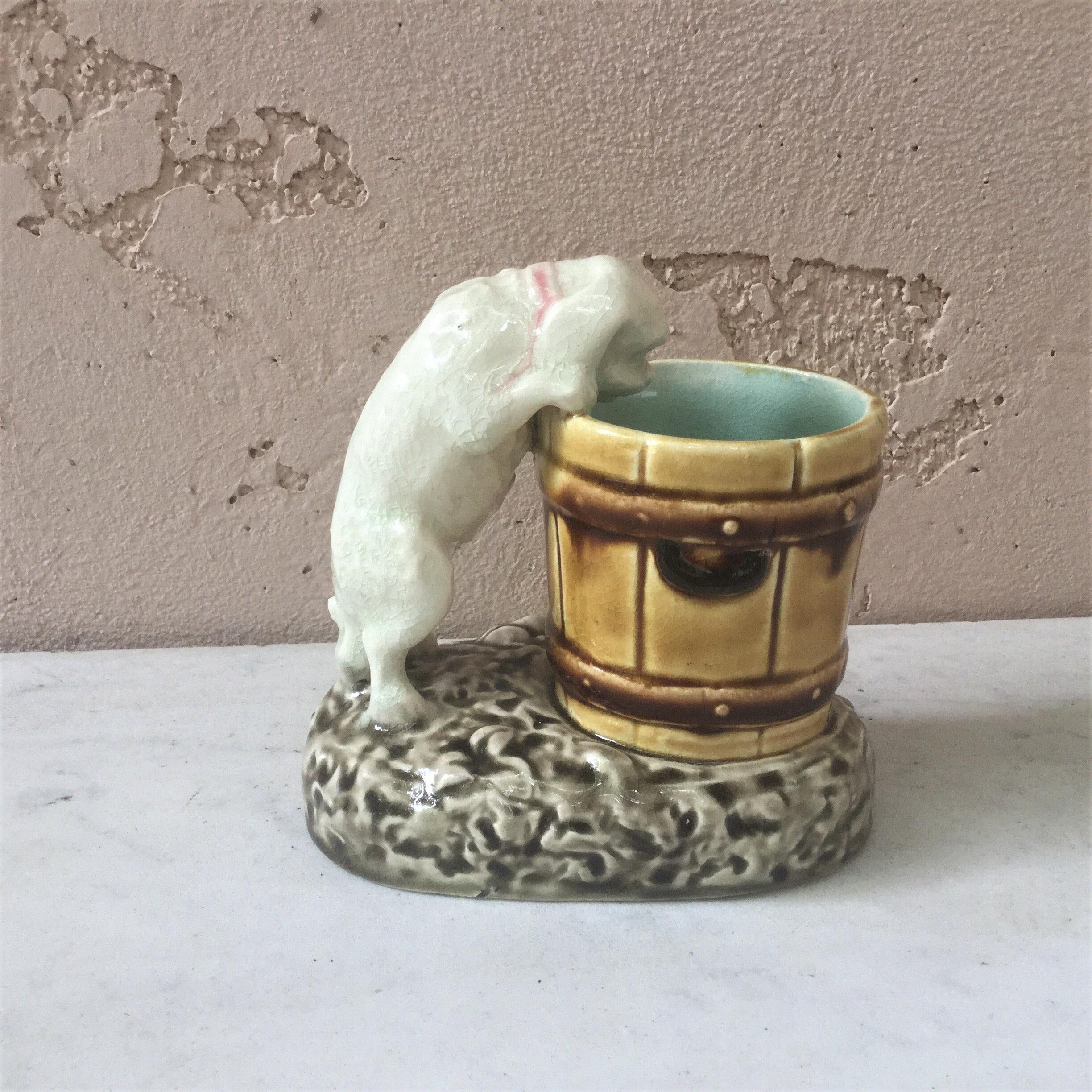 Ceramic French Majolica Dog Trivet Onnaing, Circa 1890 For Sale