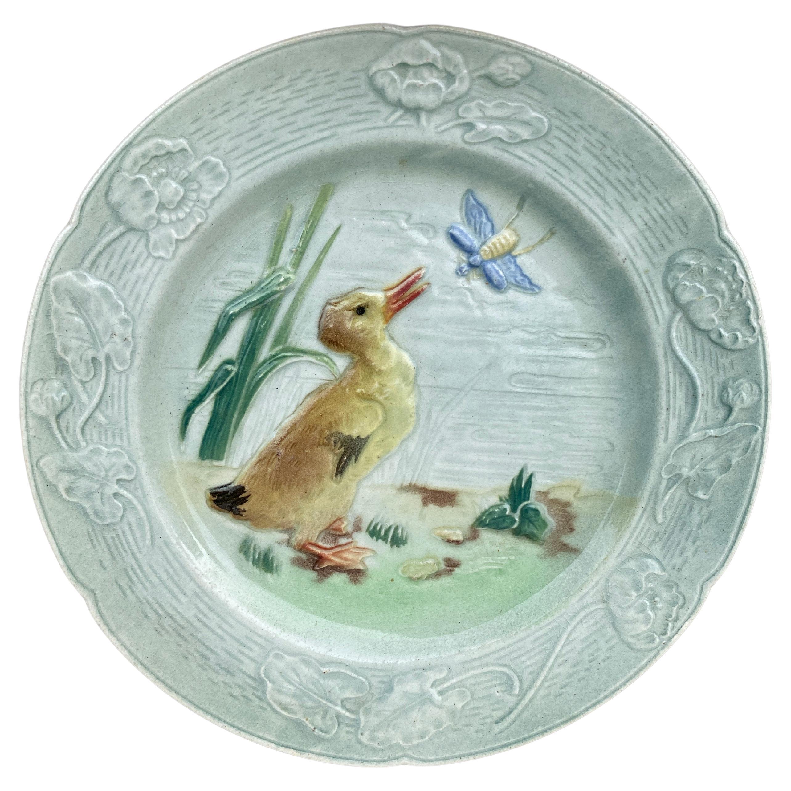French Majolica Duckling Plate Keller & Guerin Saint Clement, Circa 1900 For Sale