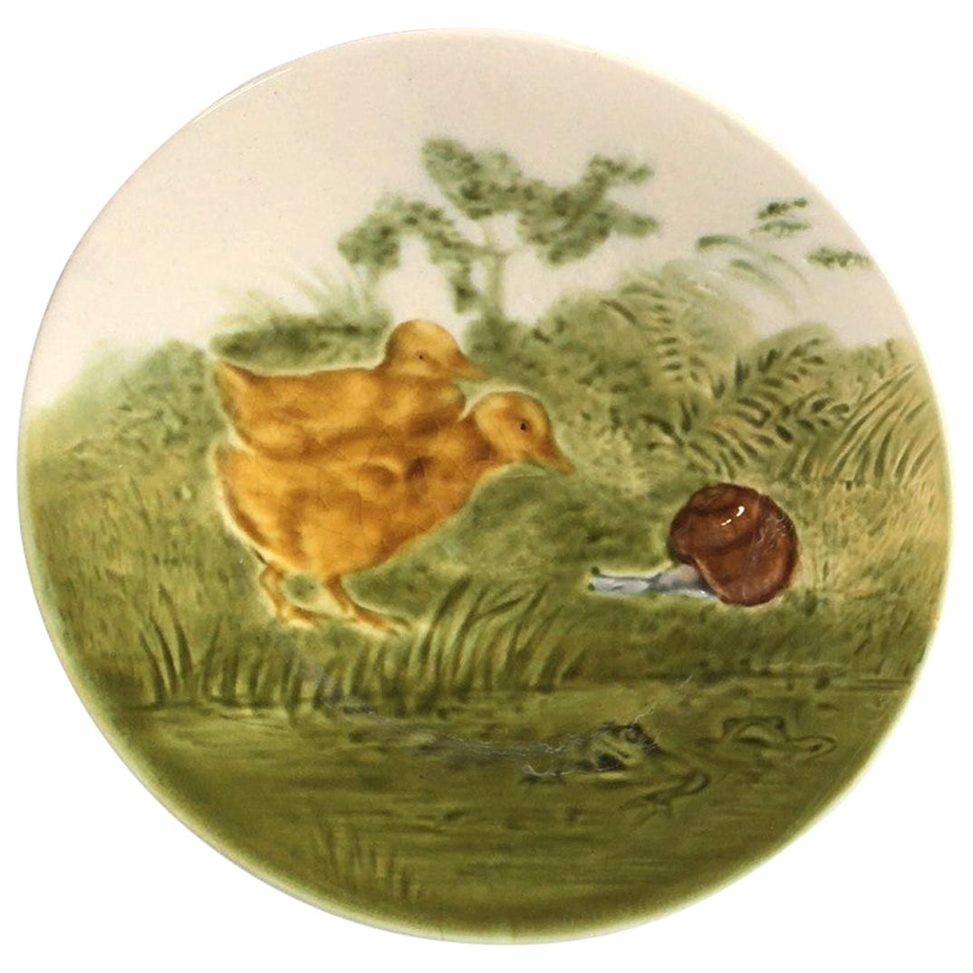French Majolica Ducklings with Snail Plate Sarreguemines, circa 1890 For Sale