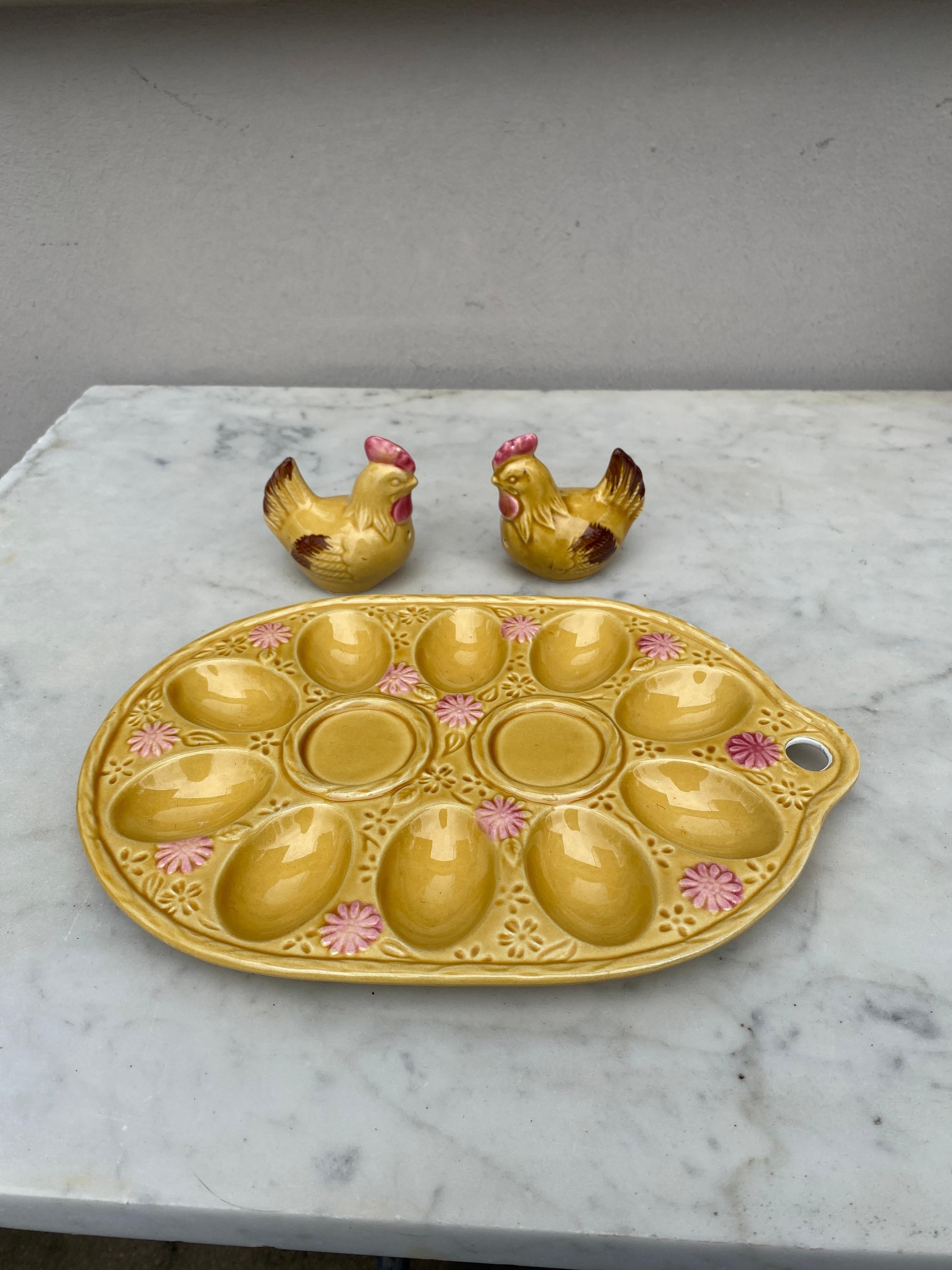 French Majolica Egg Platter Vallauris, Circa 1950.
With salt and pepper roosters shakers.