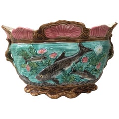 Jardinière de poissons en majolique française Onnaing, vers 1890