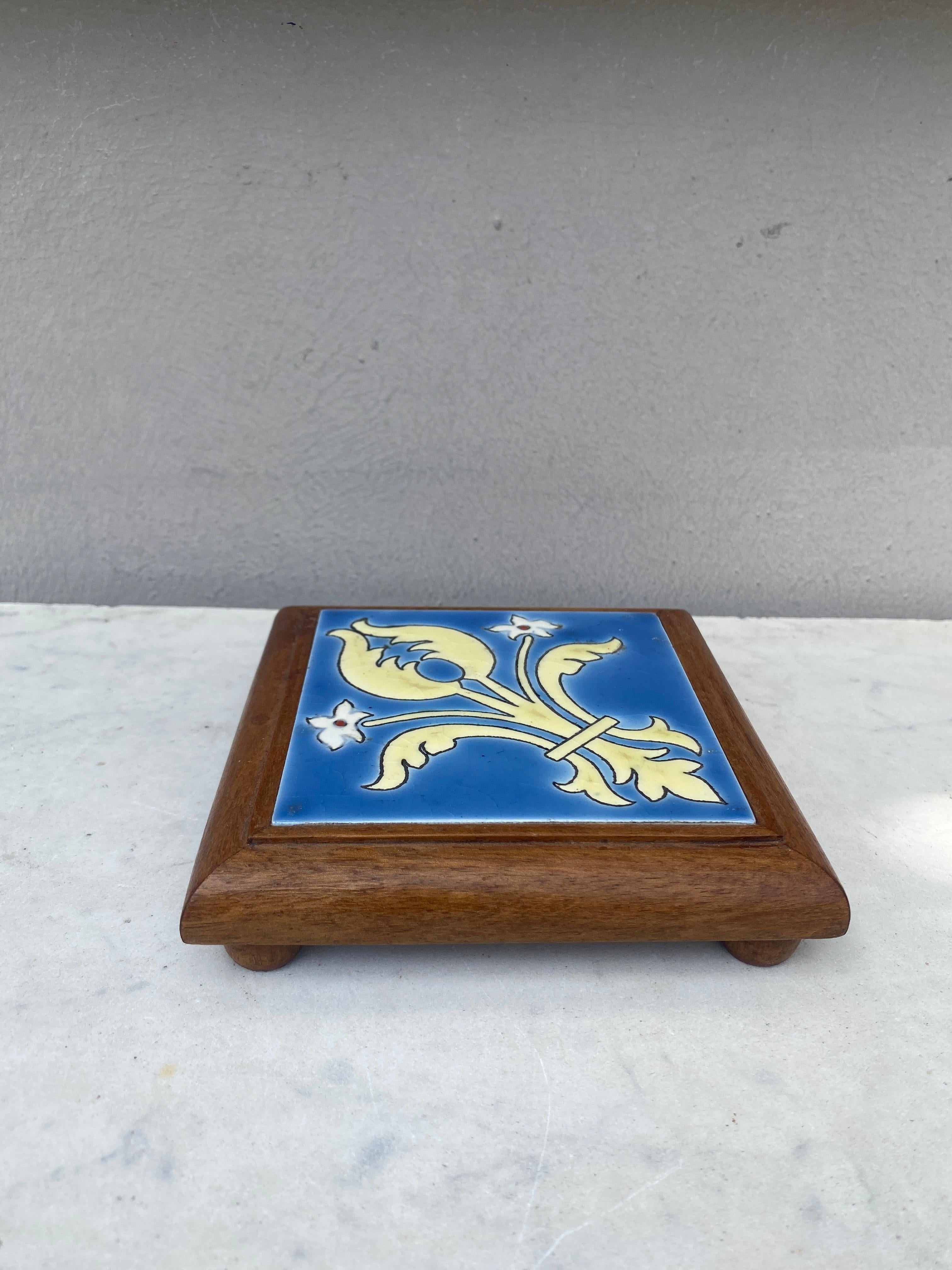 French Majolica Fleur-De-Lis Coaster.