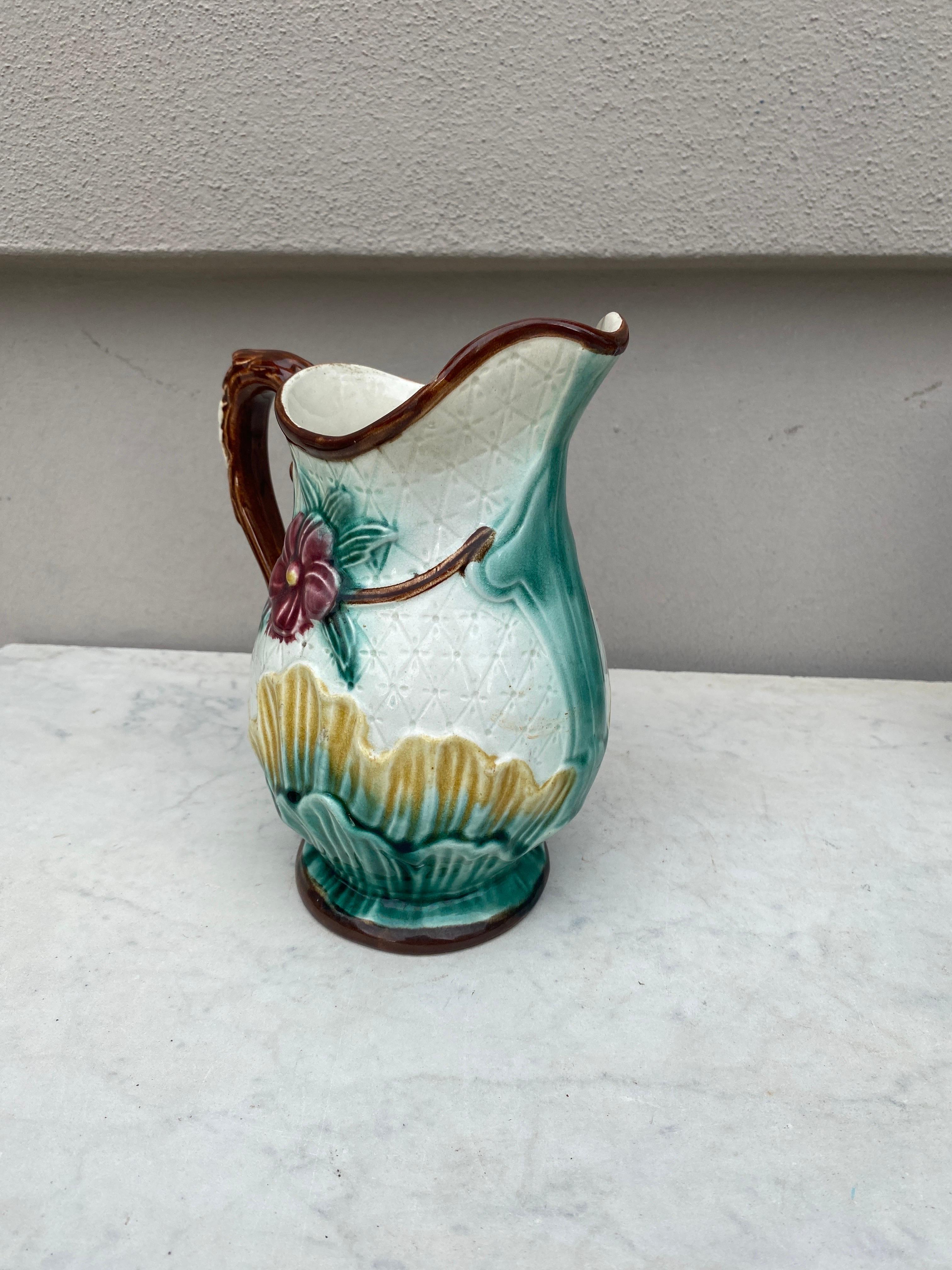 Französischer Majolika-Blumenkrug aus Majolika, um 1890 (Rustikal) im Angebot