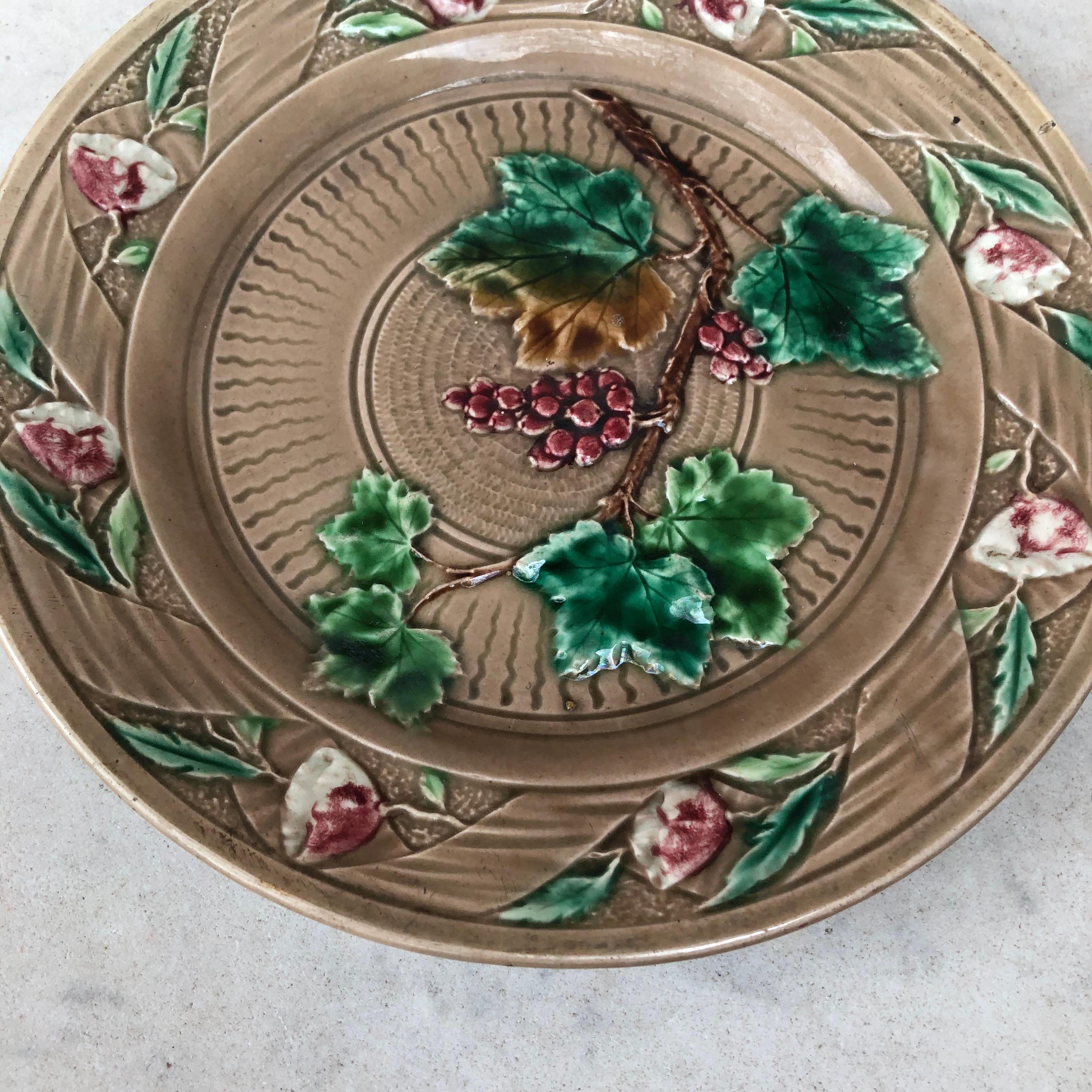 Late 19th Century French Majolica Grape & Flowers Plate Luneville, circa 1880 For Sale