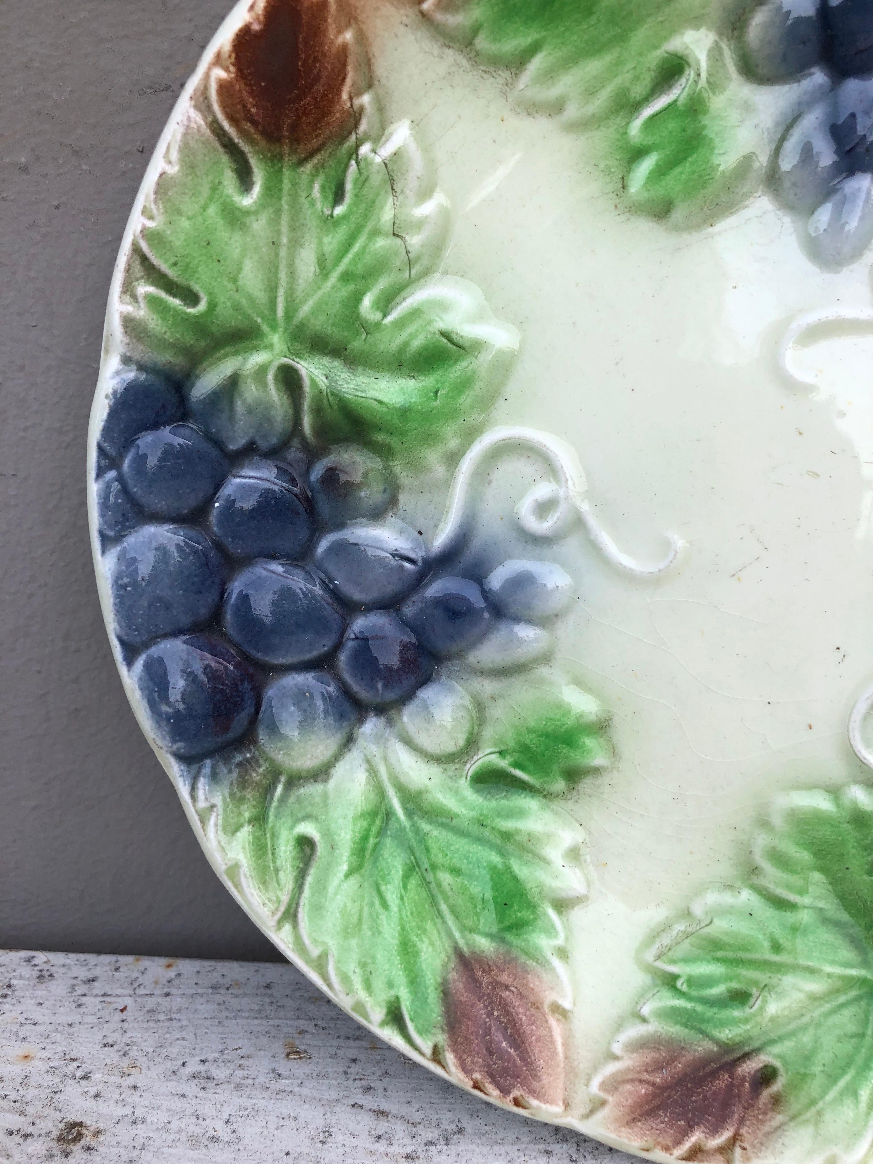 Rustic French Majolica Grapes Plate Onnaing, Circa 1900 For Sale