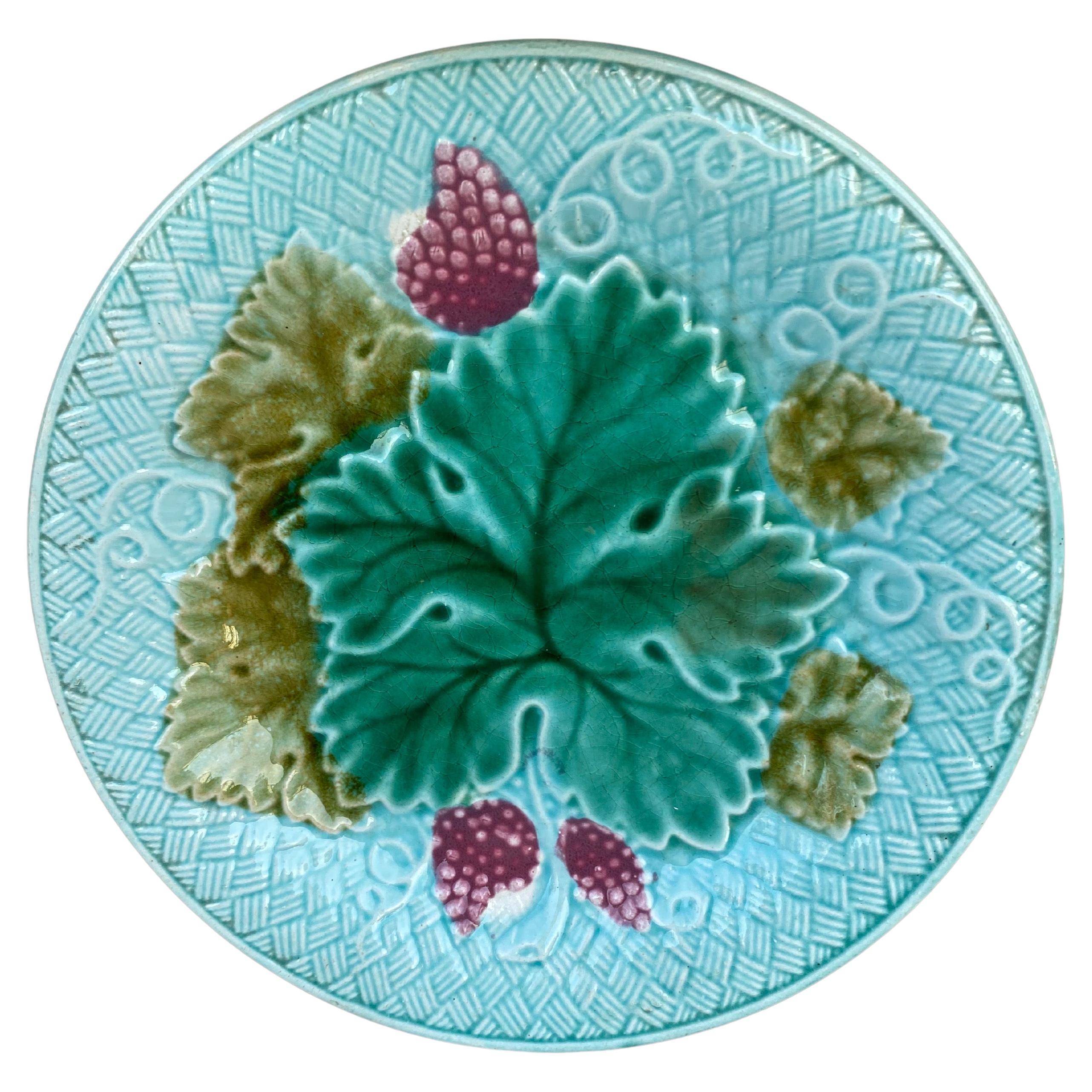French Majolica Grapes Plate Salins, Circa 1890 For Sale