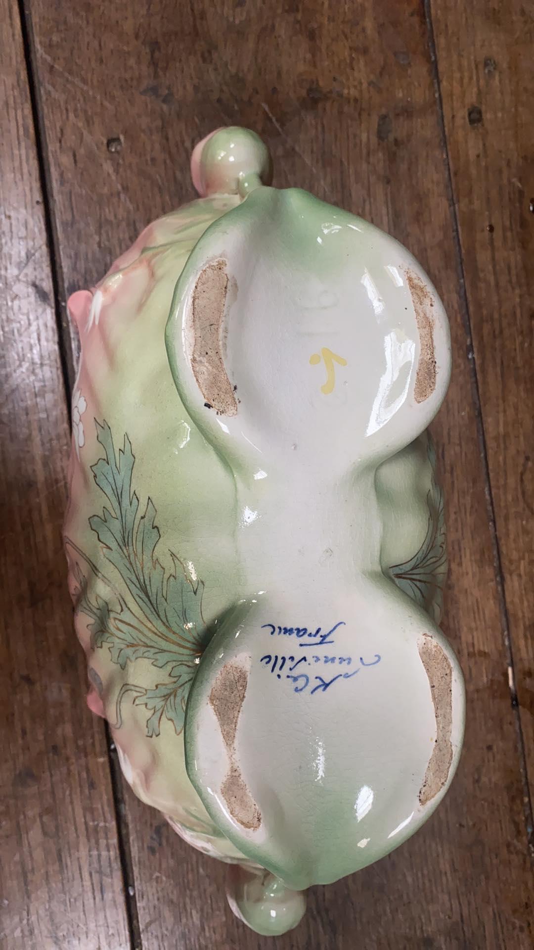 Francese Jardiniere francese in maiolica Daisy Keller & Guerin Luneville, circa 1900 in vendita
