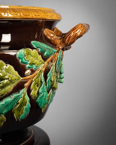 French Majolica Jardinière on Fluted Pedestal, Sarreguemines, circa 1880