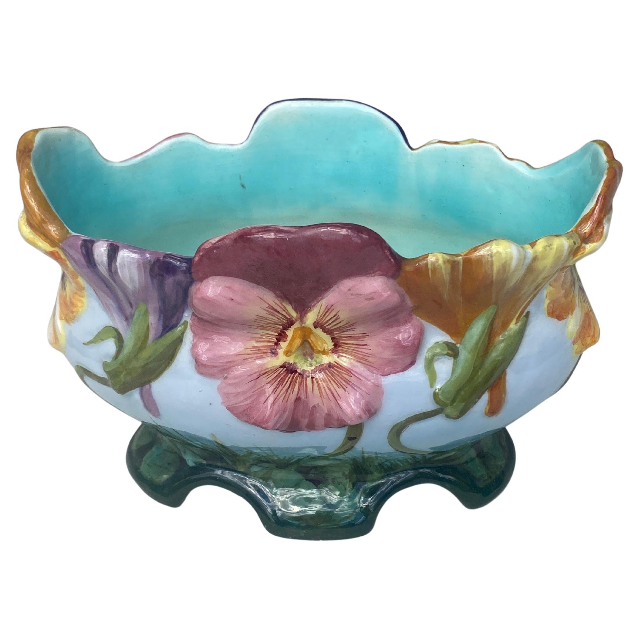 Art nouveau Jardinière Pansies Delphin Massier, vers 1890 en vente