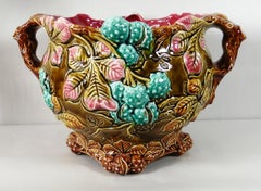 French Majolica Jardinière with Flowers Onnaing, circa 1890