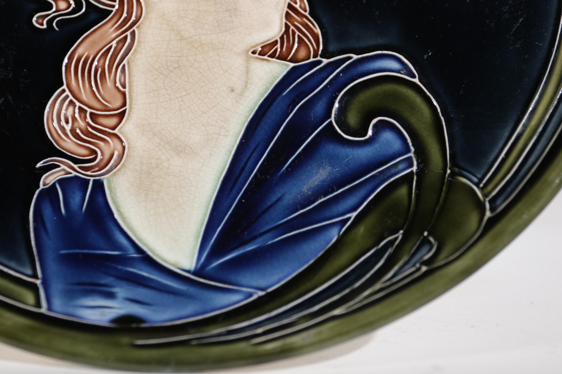 Französischer Majolika-Jugendstil-Keramikteller, um 1900 (Art nouveau) im Angebot