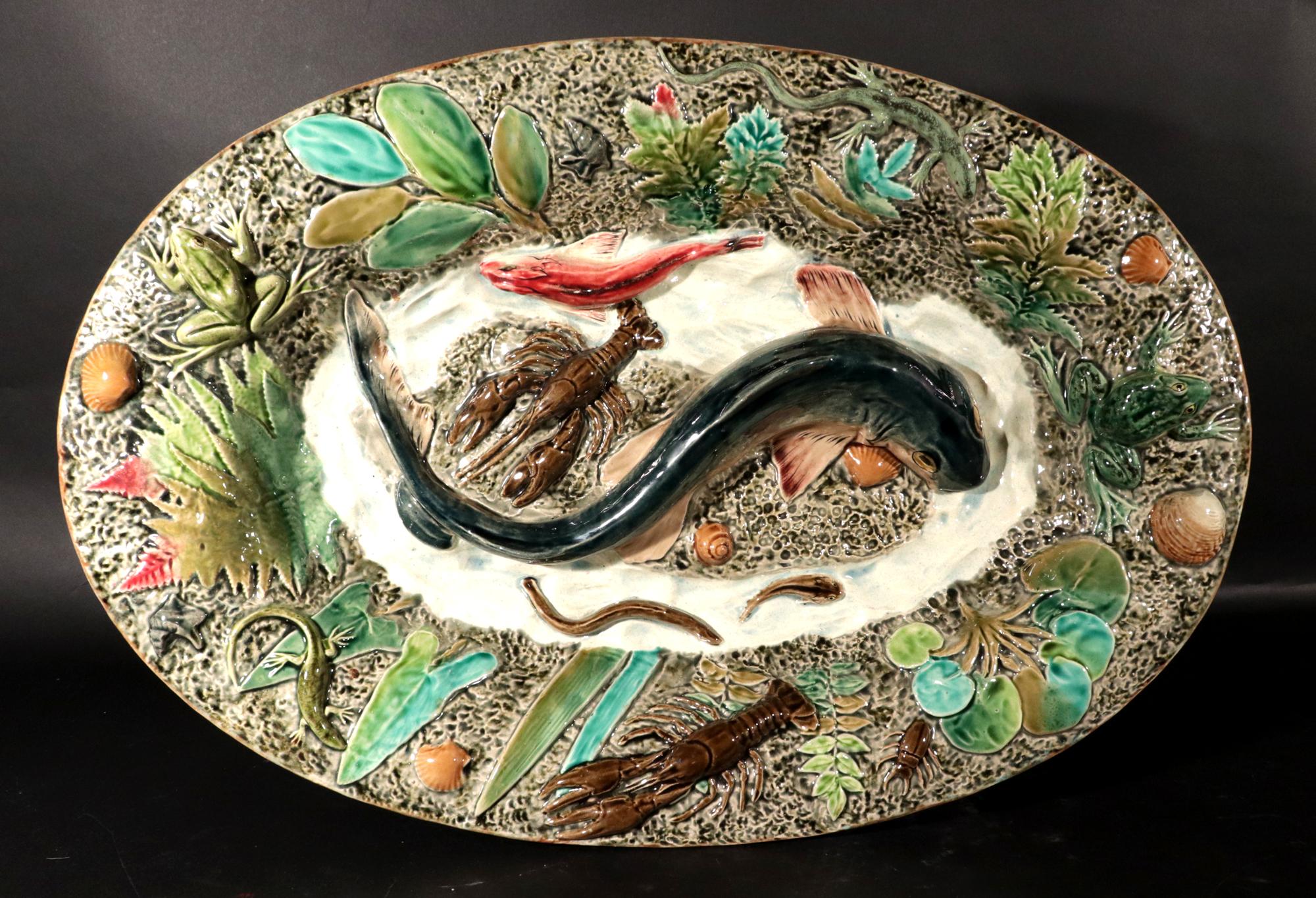 Französische Majolika Großes Fischgericht aus Palissy, Longchamps Hersteller. (Spätes 19. Jahrhundert) im Angebot