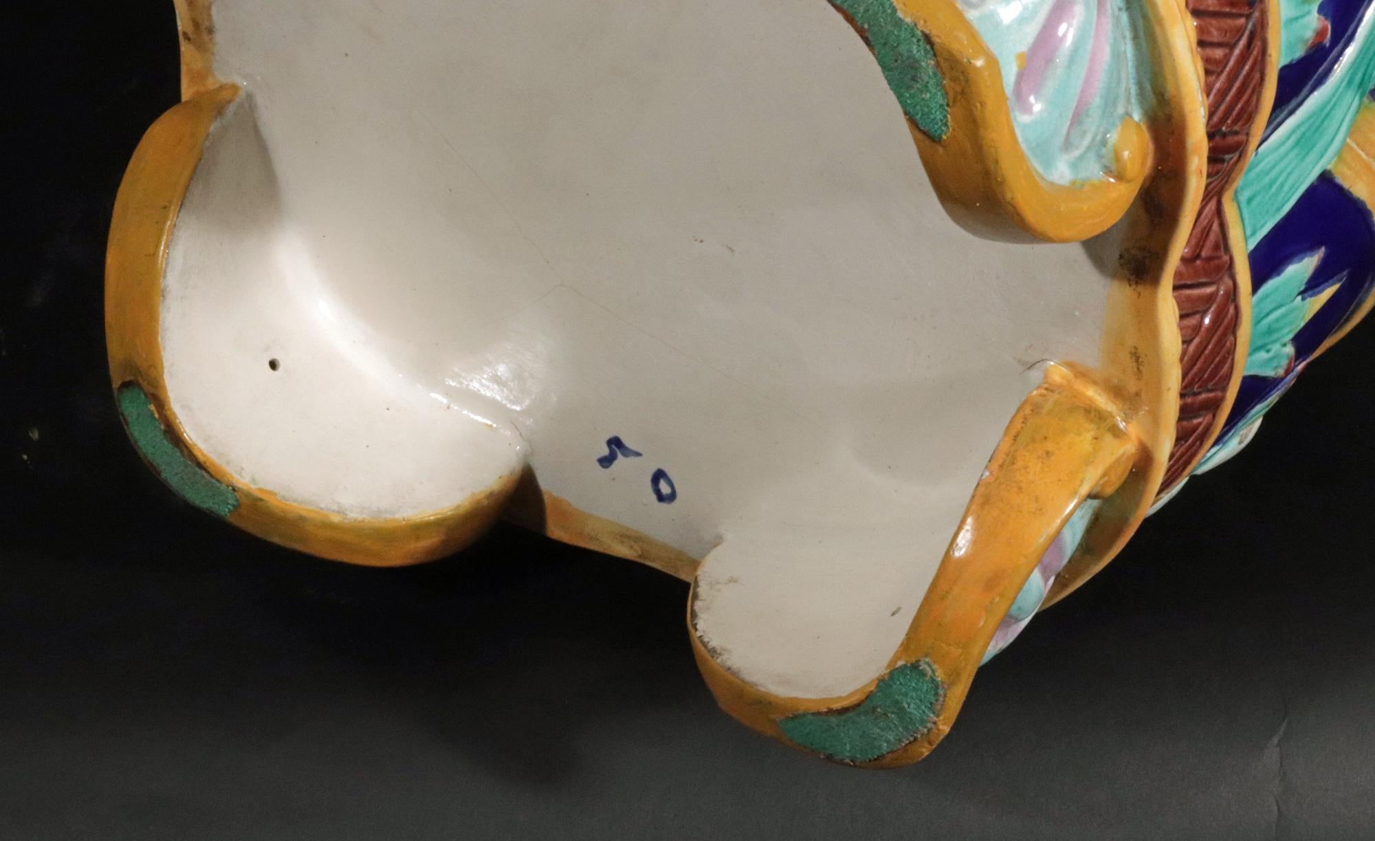 Grandi urne in maiolica francese - Una coppia in vendita 13