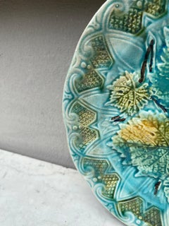 French Majolica Leaves & Grapes Plate Onnaing, circa 1900