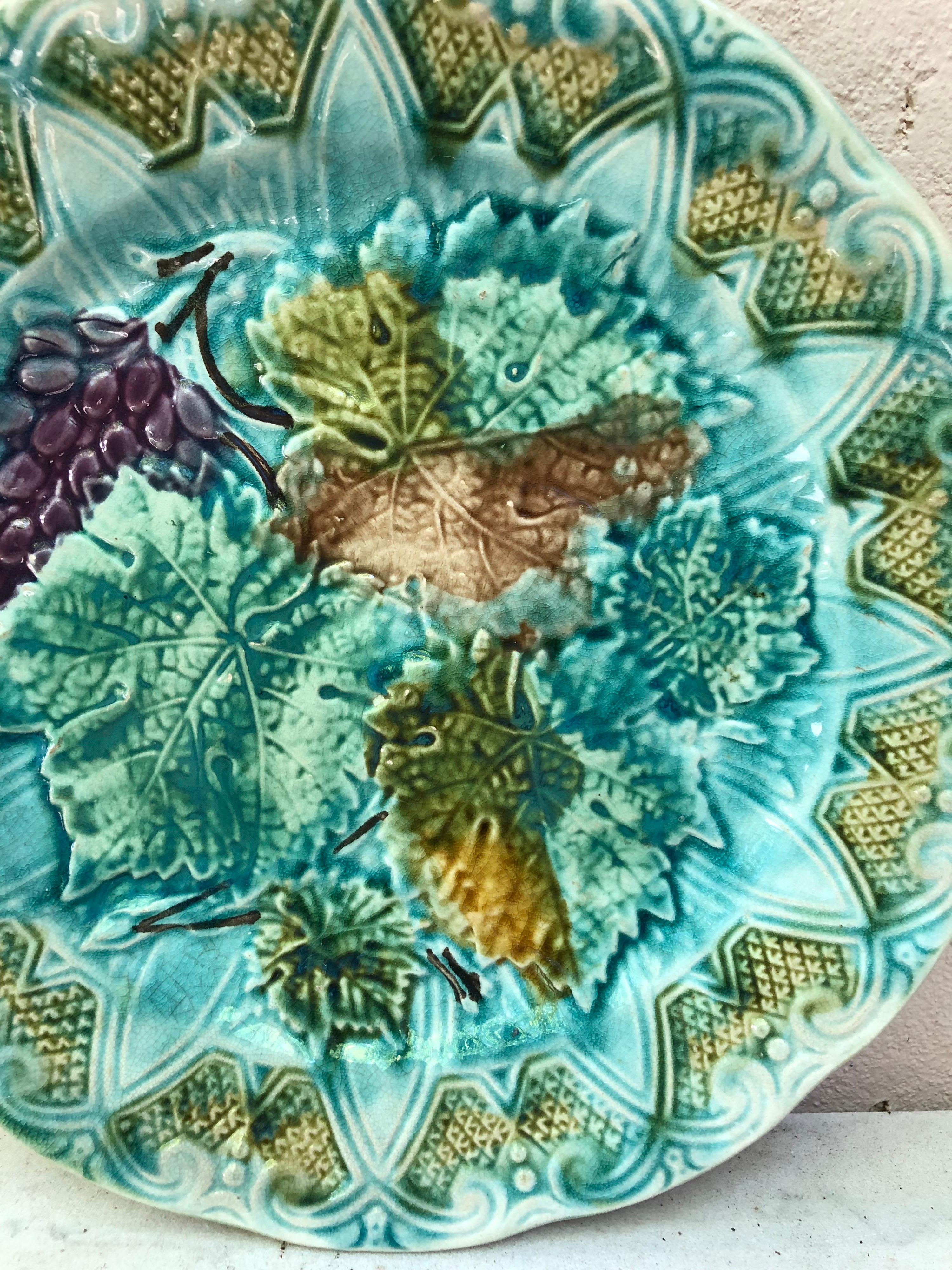 Country French Majolica Leaves & Grapes Plate Onnaing, circa 1900 For Sale