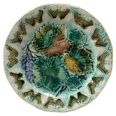 French Majolica Leaves & Grapes Plate Onnaing, circa 1900