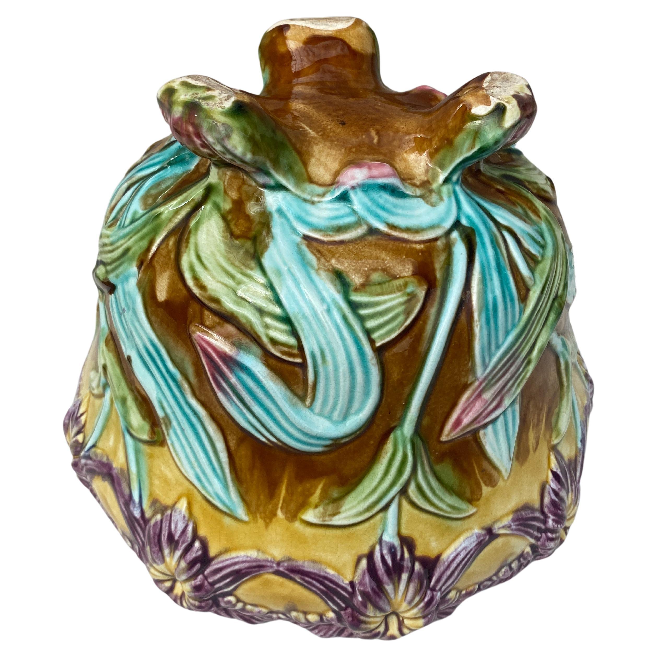 French Majolica Orchid Jardinière Onnaing, circa 1880 For Sale 2