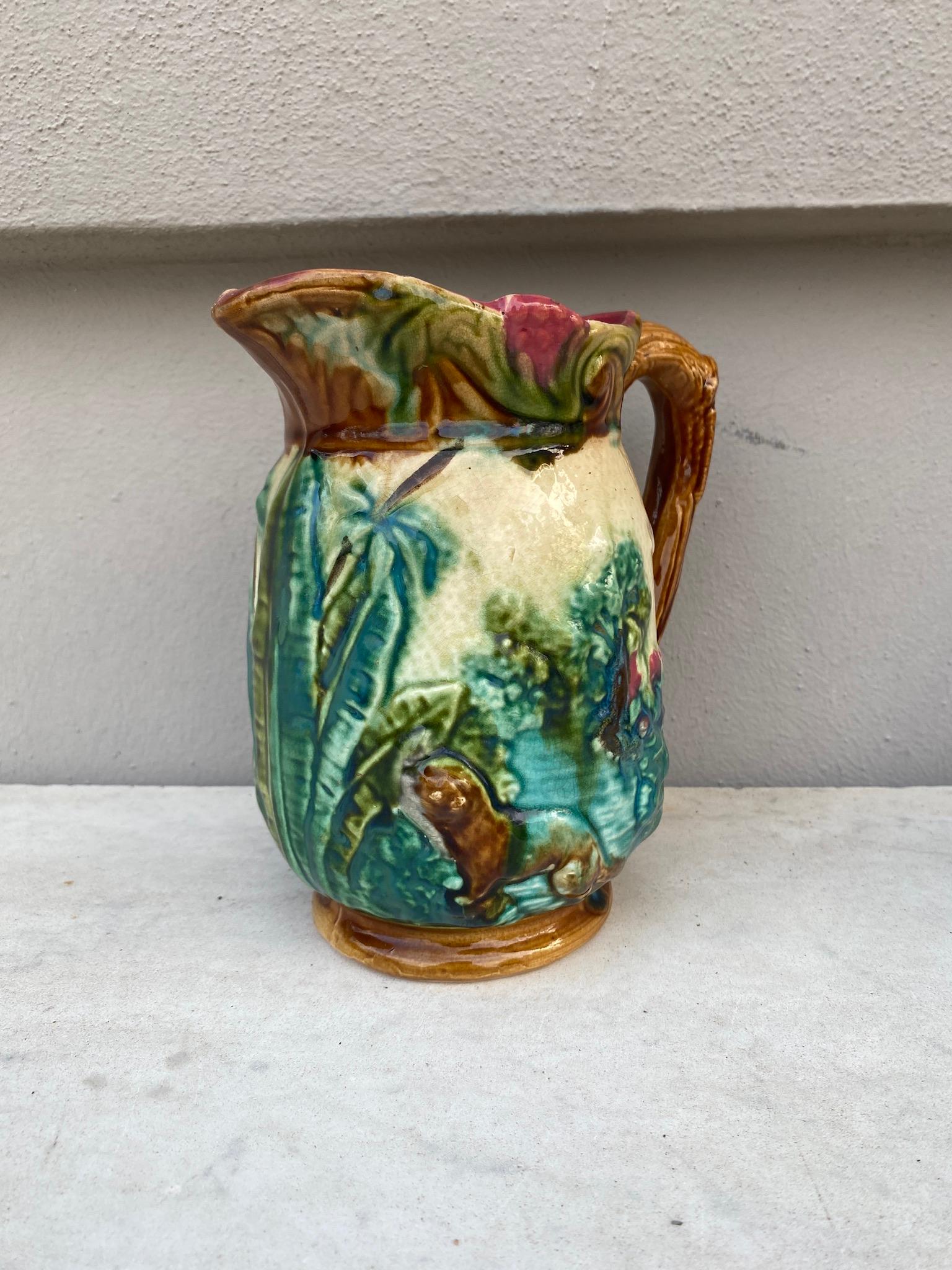 French Majolica Otter Pitcher Onnaing, circa 1900 In Good Condition For Sale In Austin, TX