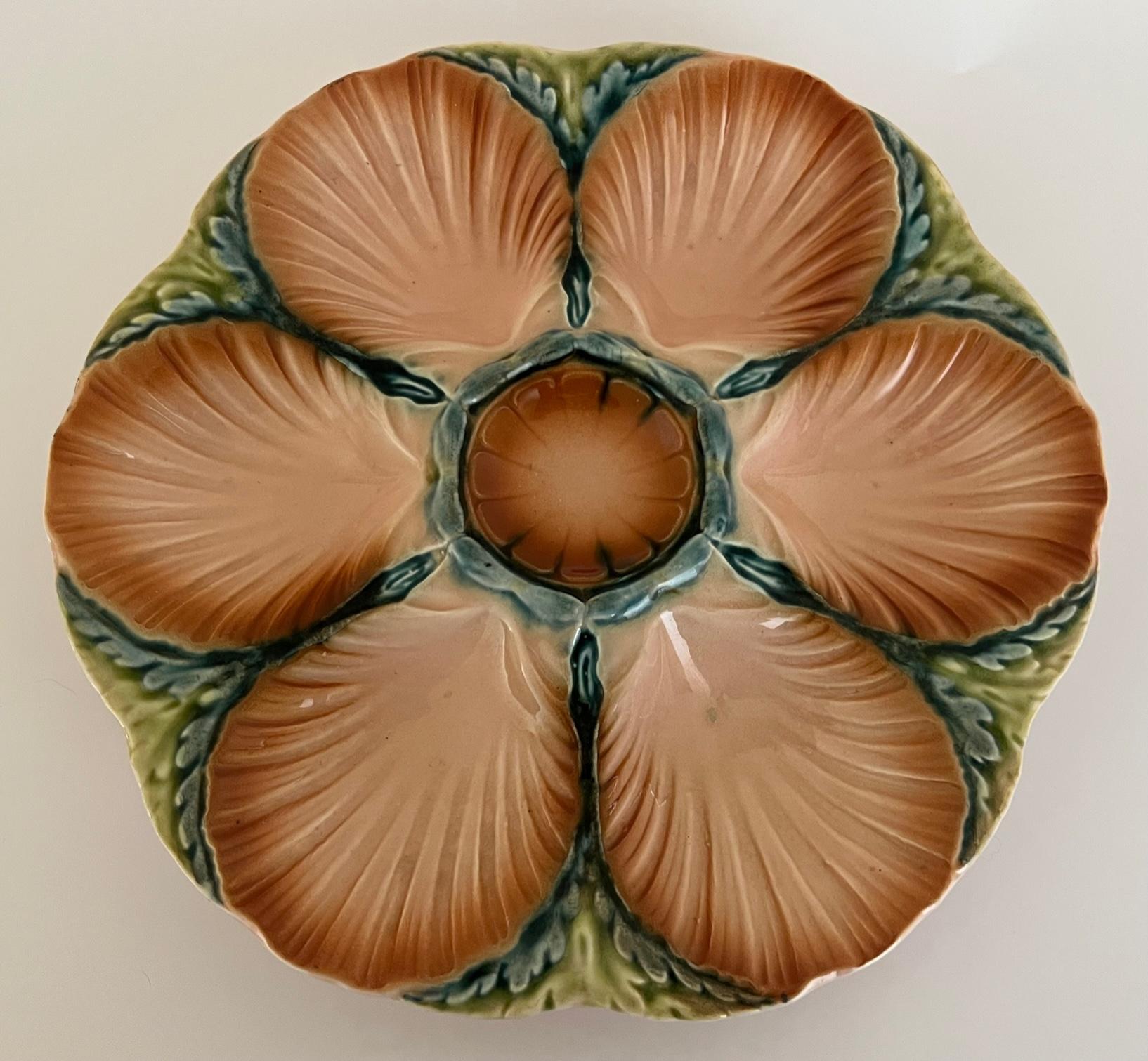 French Provincial French Majolica Oyster Plate by Sarreguemines, C. 1890's For Sale