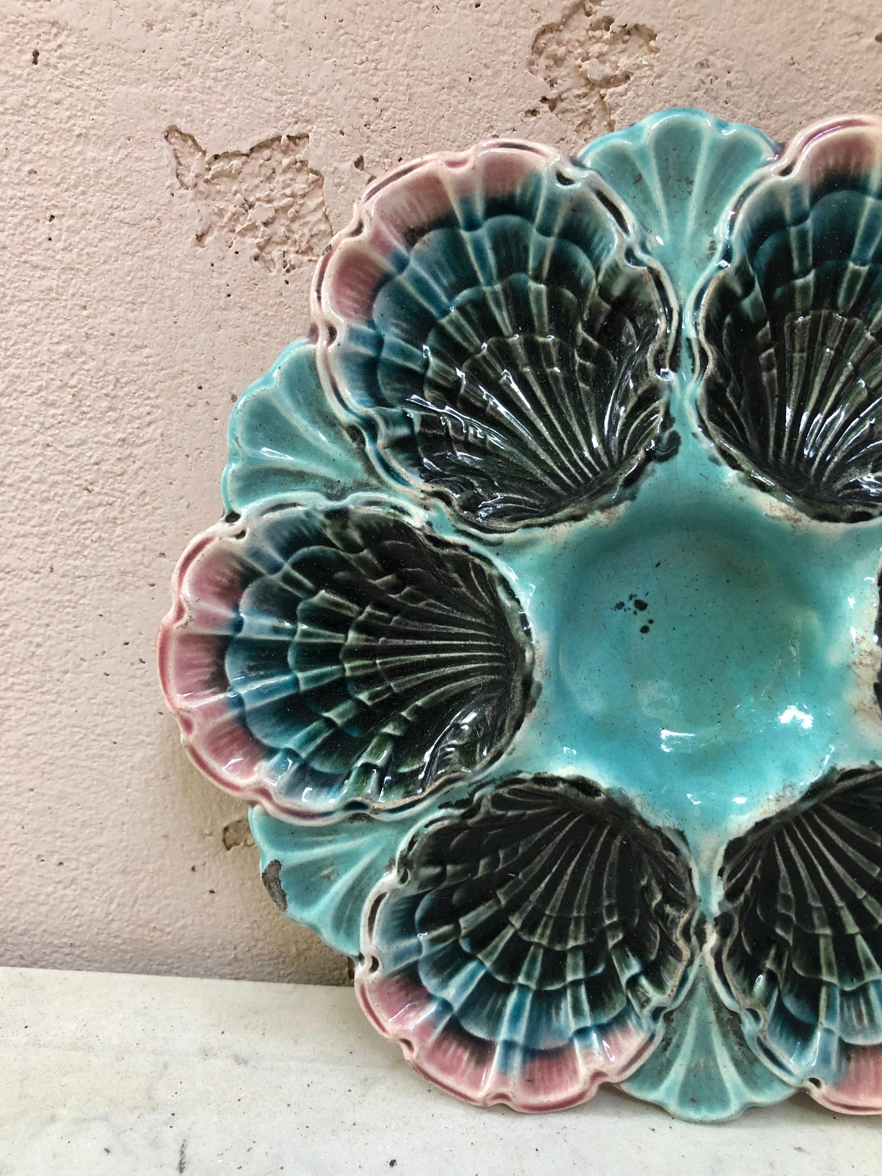 French Majolica blue, pink and grey oyster plate unsigned from Fives Lille, circa 1890.
 