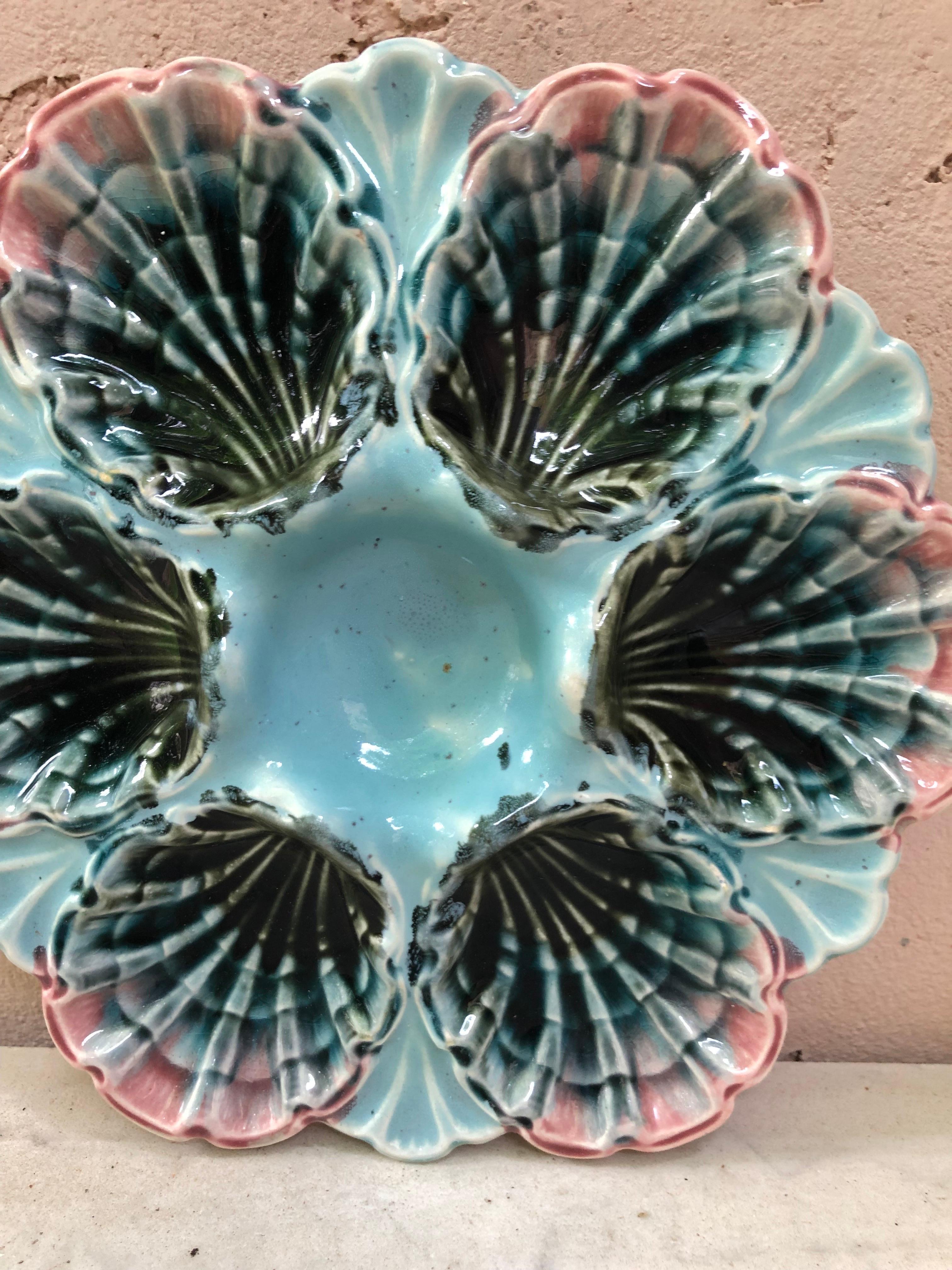 Late Victorian French Majolica Oyster Plate Fives Lille, circa 1890