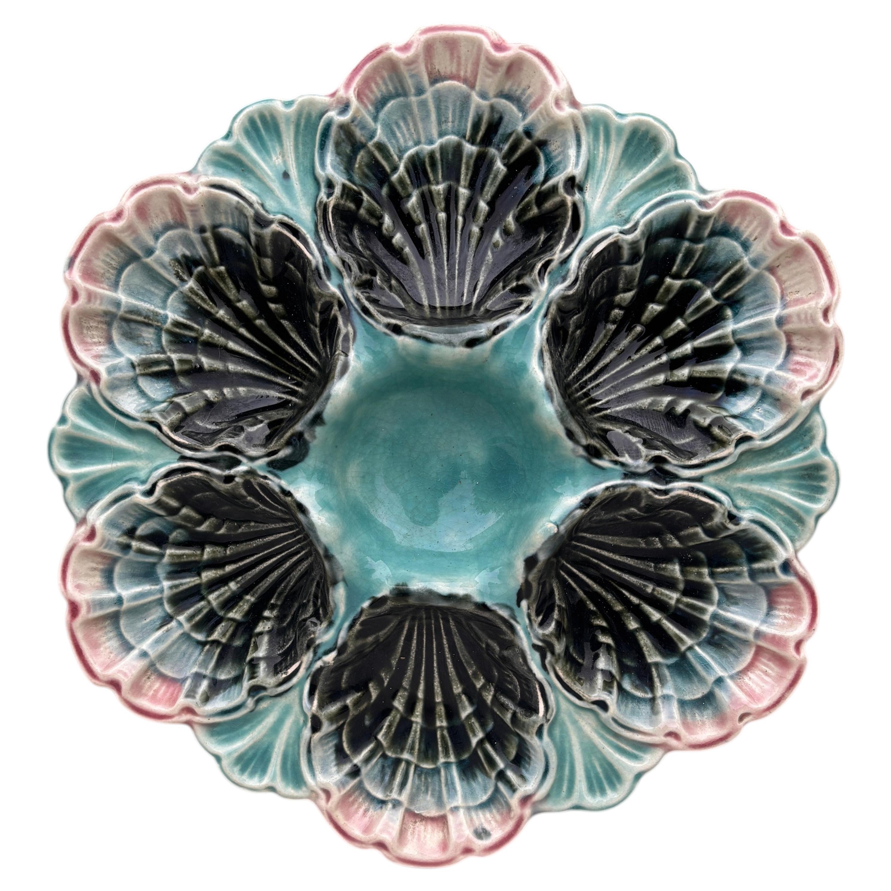 How do you identify old plates?