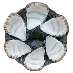 Piatto ostrica in maiolica francese Longchamp, 1900 circa