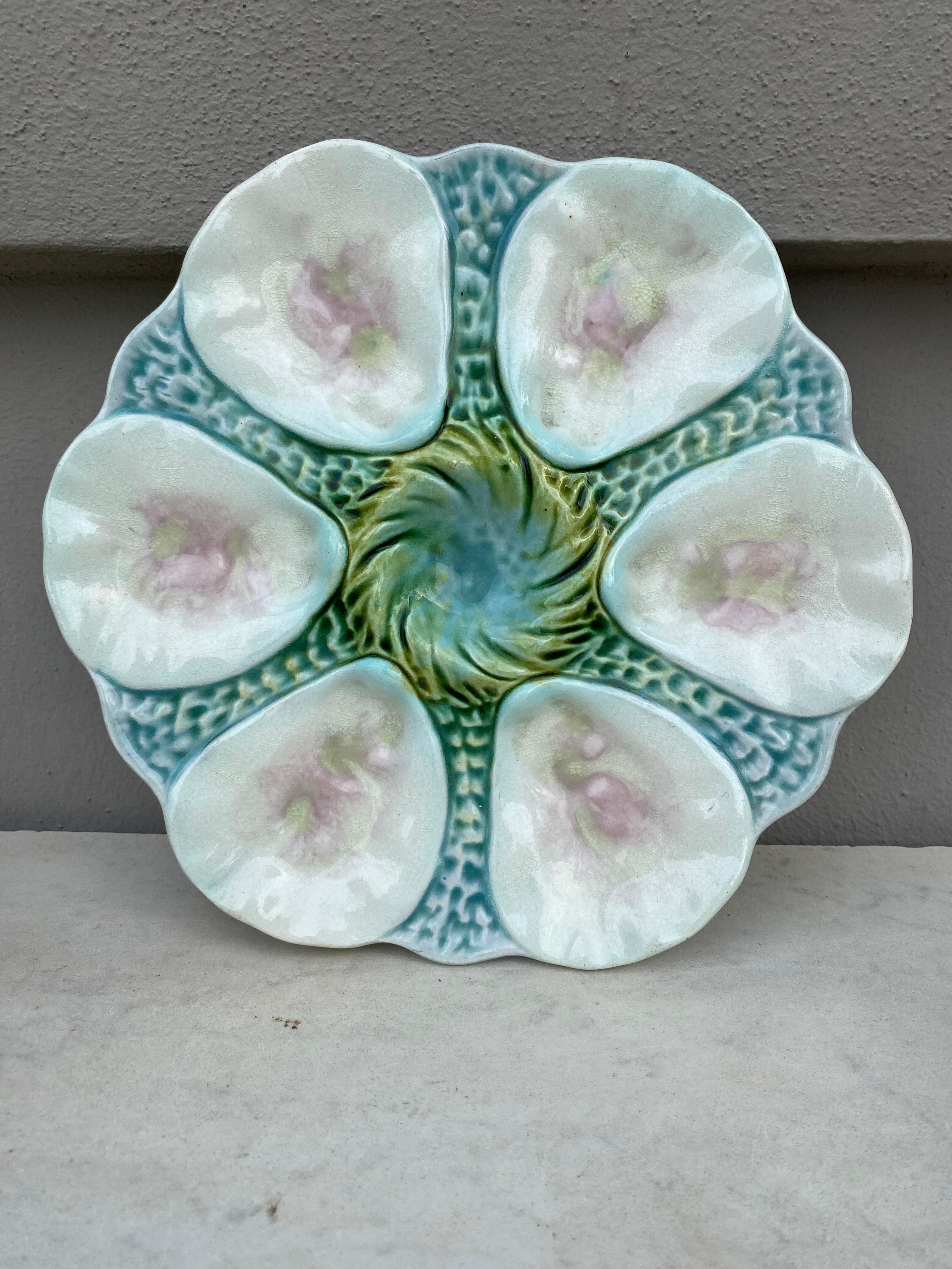 French Majolica oyster plate Orchies, circa 1900.