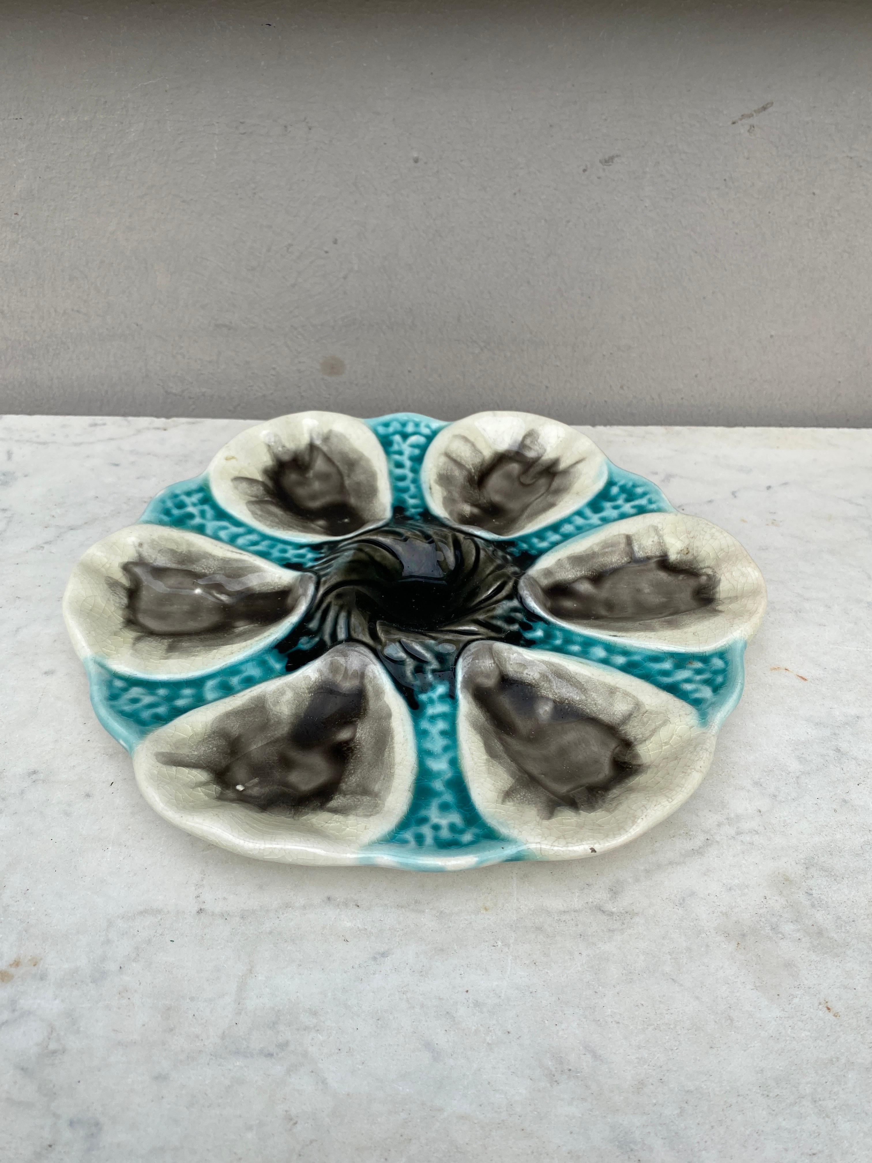 French Majolica oyster plate Orchies, circa 1910.