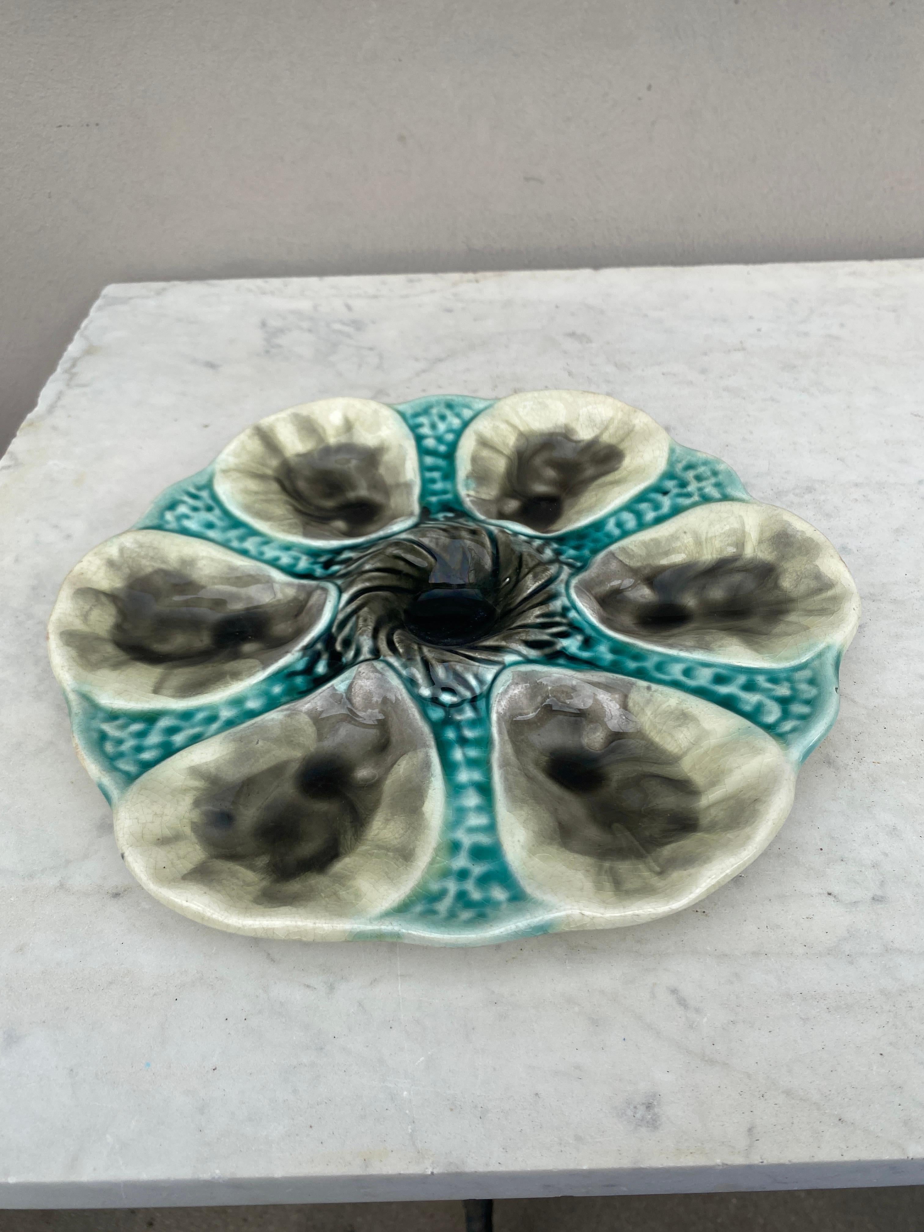 French Provincial French Majolica Oyster Plate Orchies, circa 1910 For Sale