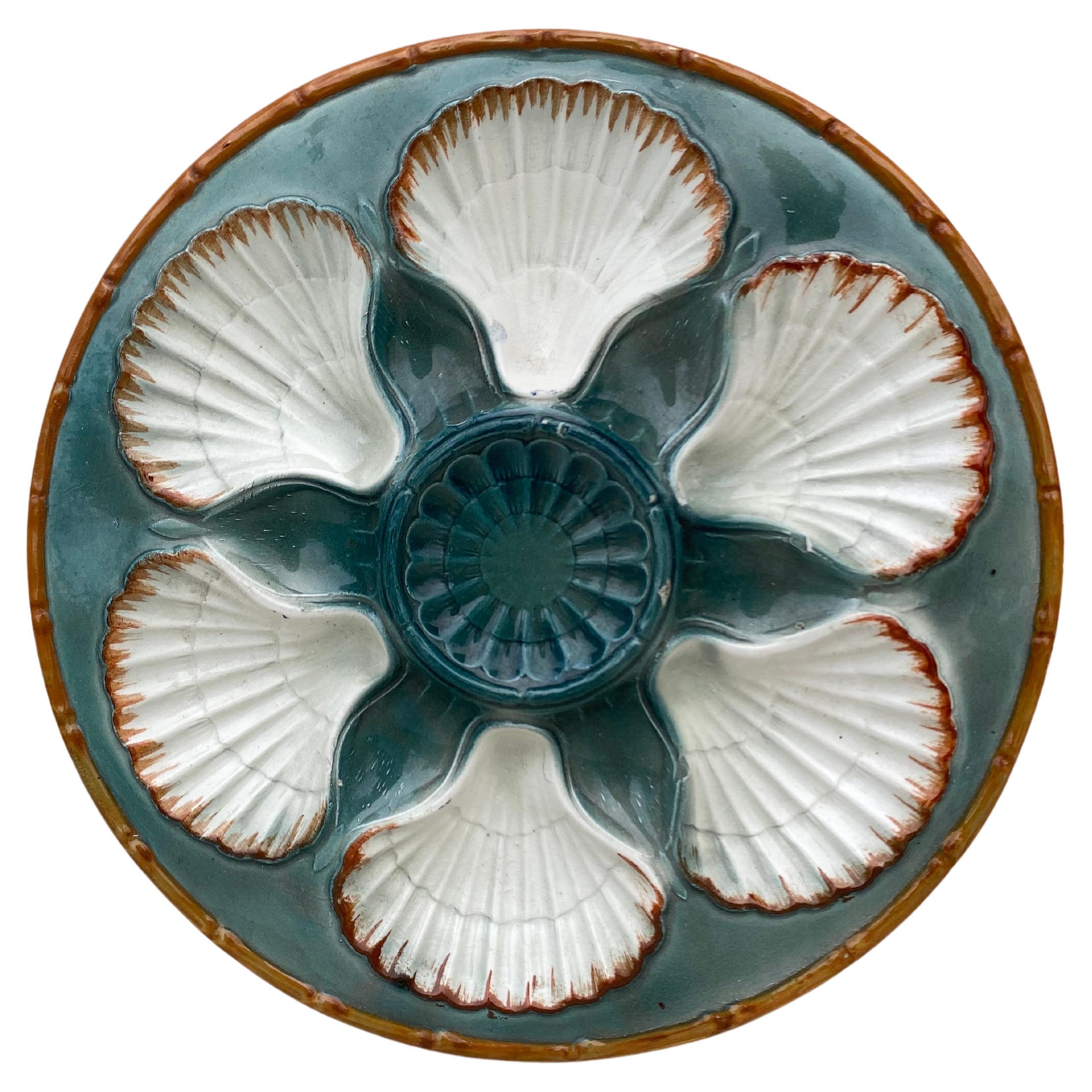 French Majolica Oyster Plate Saint Clement, circa 1890 For Sale