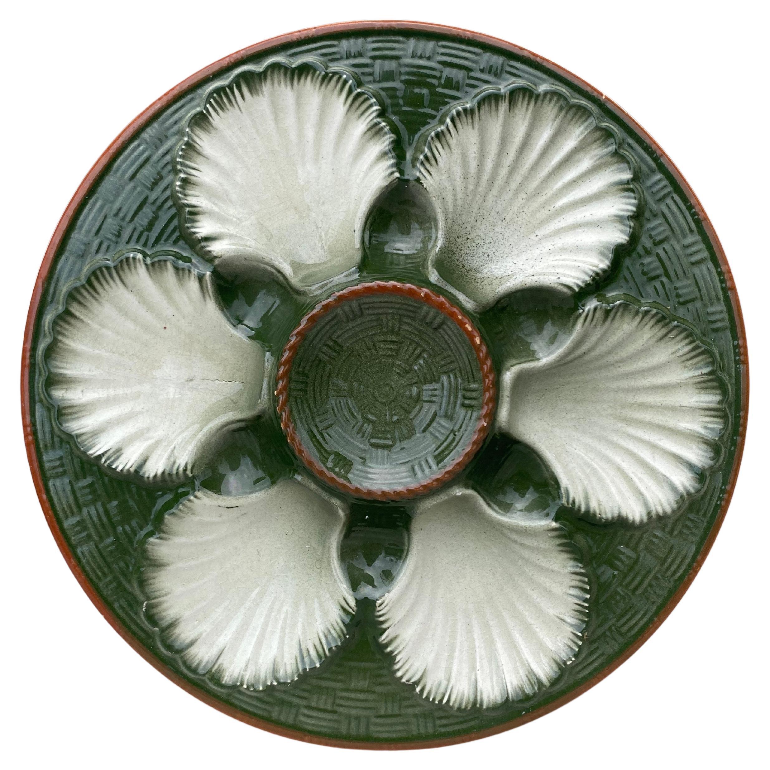 French Majolica Oyster Plate Saint Clement, circa 1920