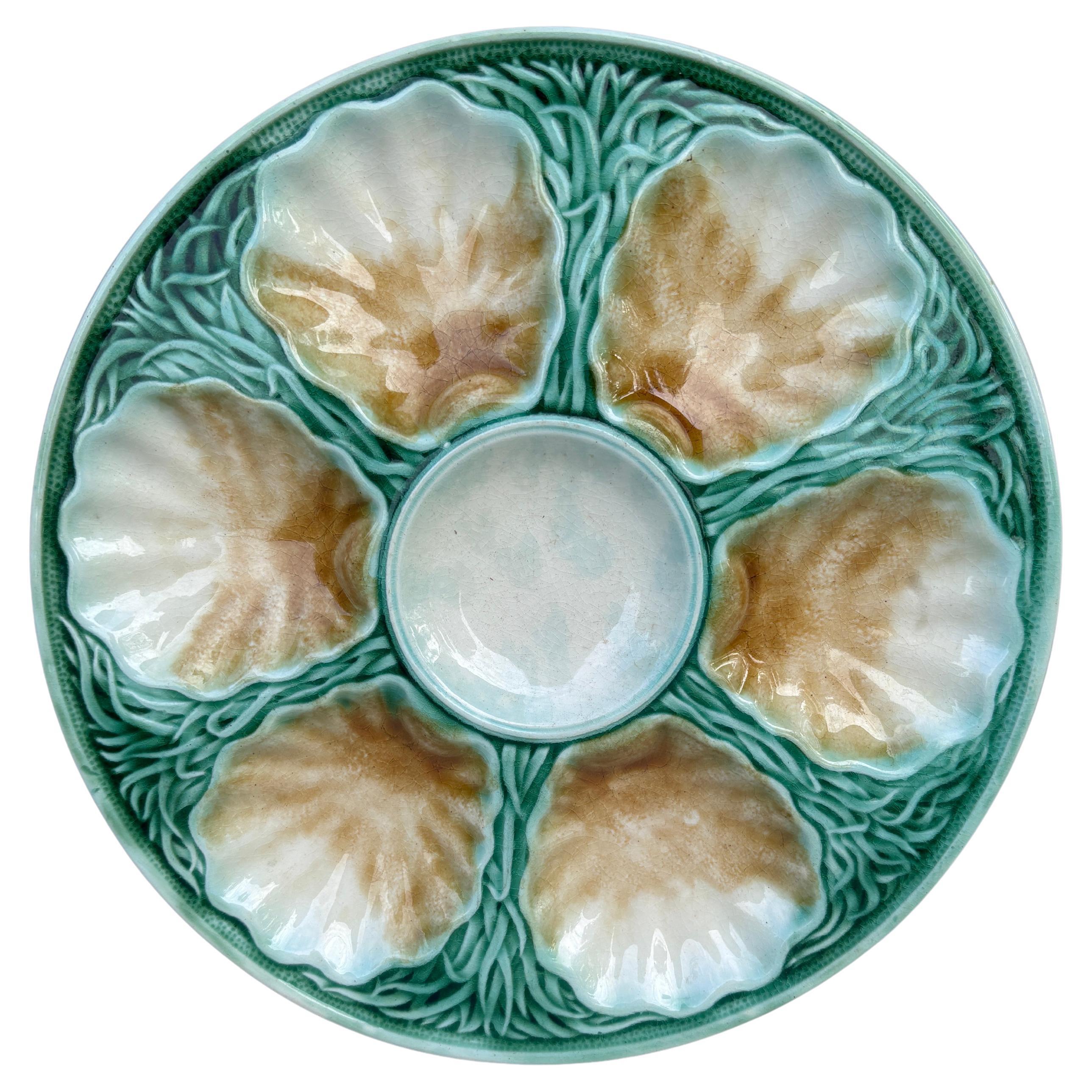 Francese Piatto per ostriche in maiolica francese Salins, 1890 circa in vendita