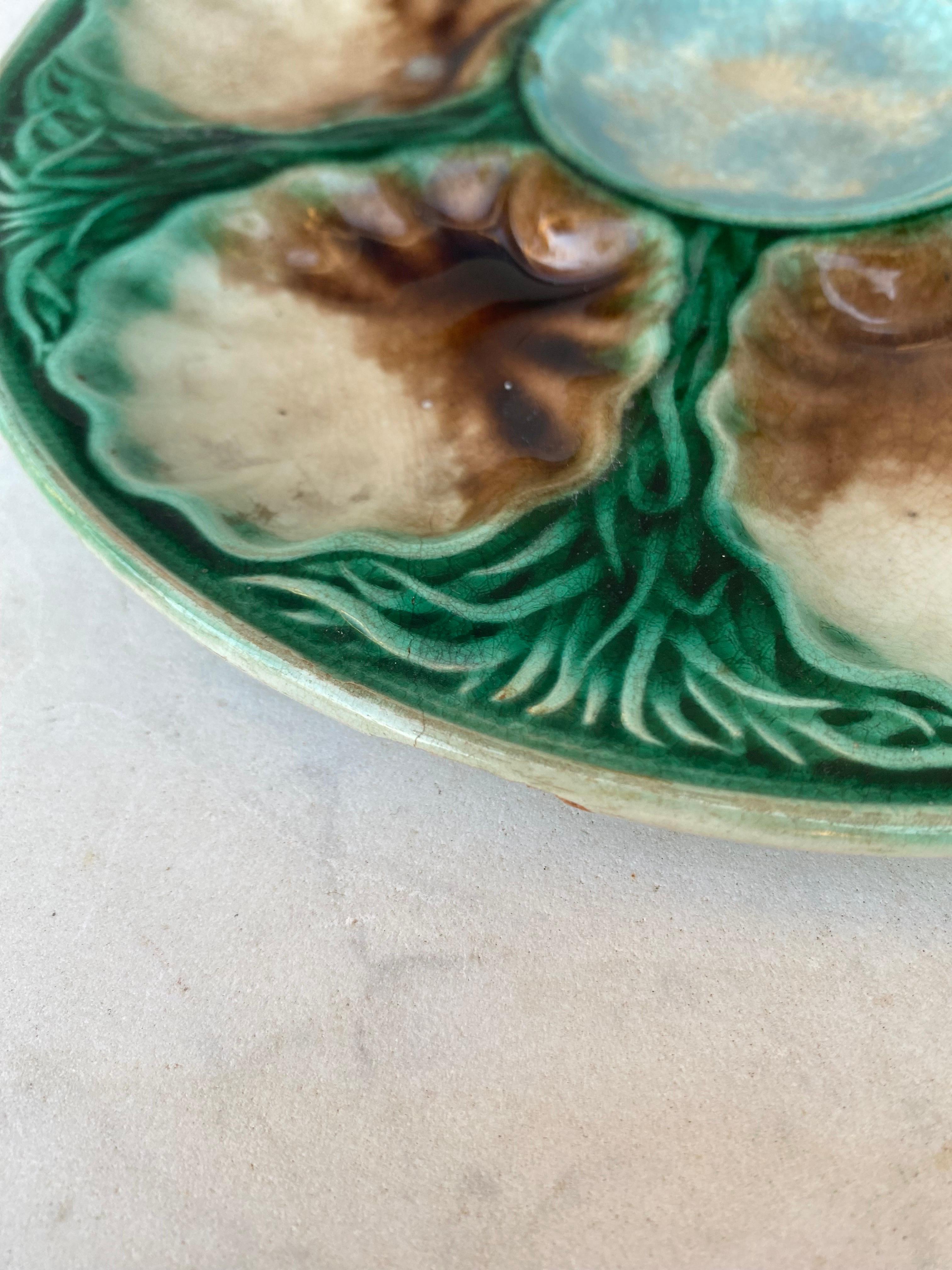 French Majolica Oyster Plate Salins, circa 1890 1