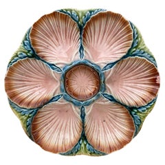 Assiette à huîtres en majolique française Sarreguemines, datant d'environ 1890