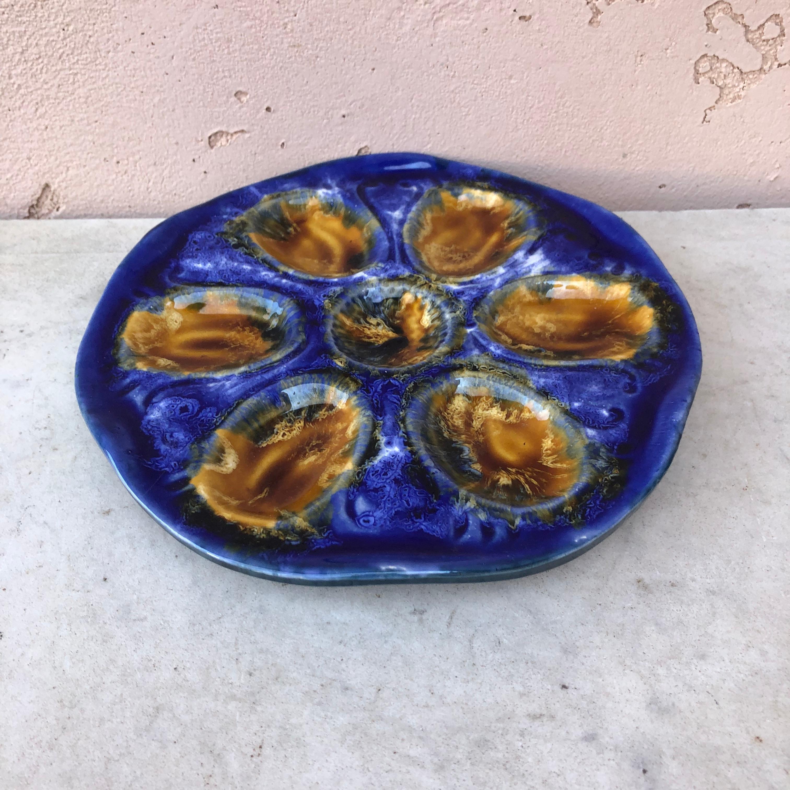 French Majolica Oyster Plate Vallauris, Circa 1950 In Good Condition For Sale In Austin, TX