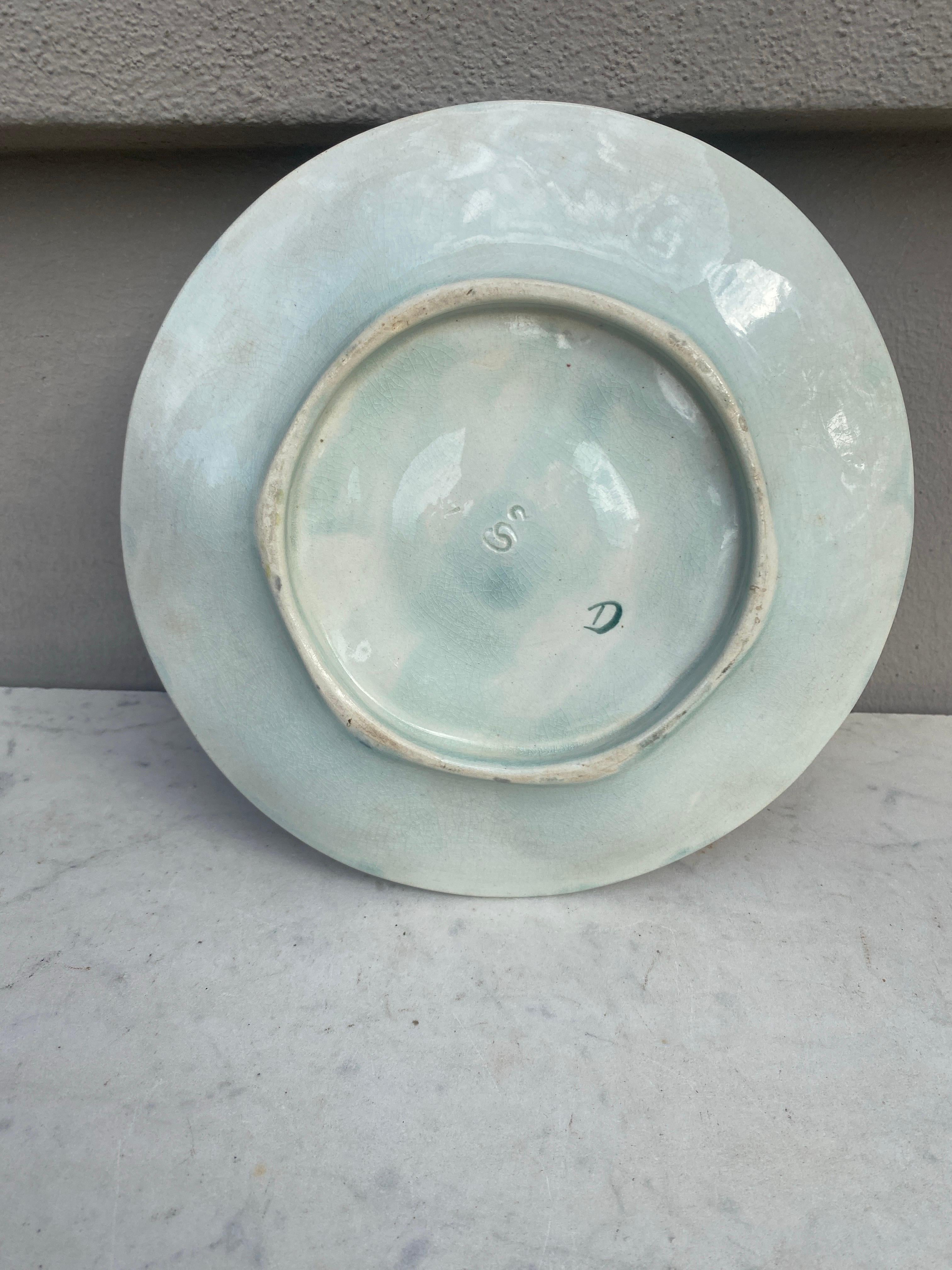Plato de ostra de mayólica francesa con limón Circa 1890 Fines del siglo XIX en venta