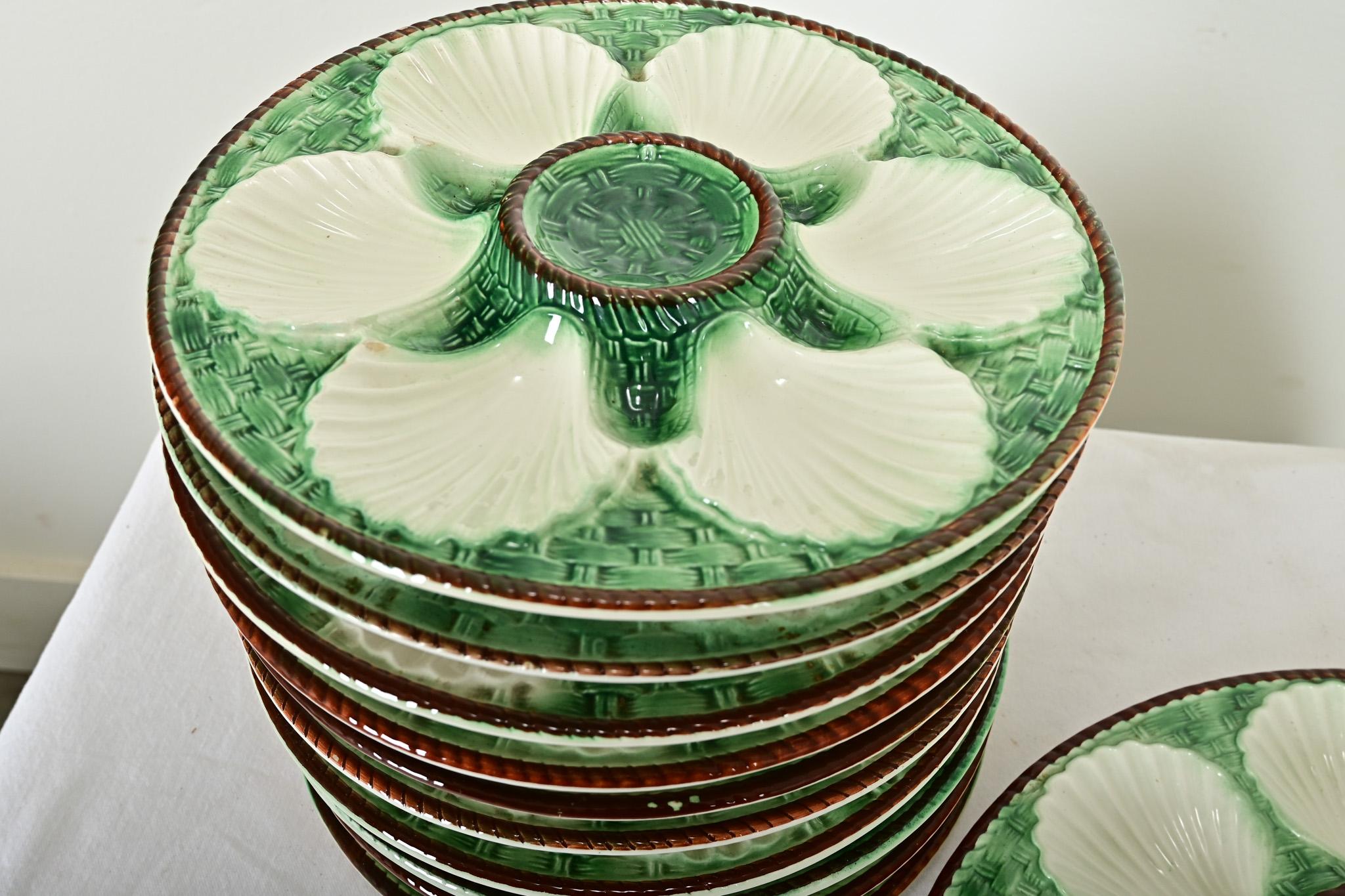 Assiettes à huîtres en majolique française 3