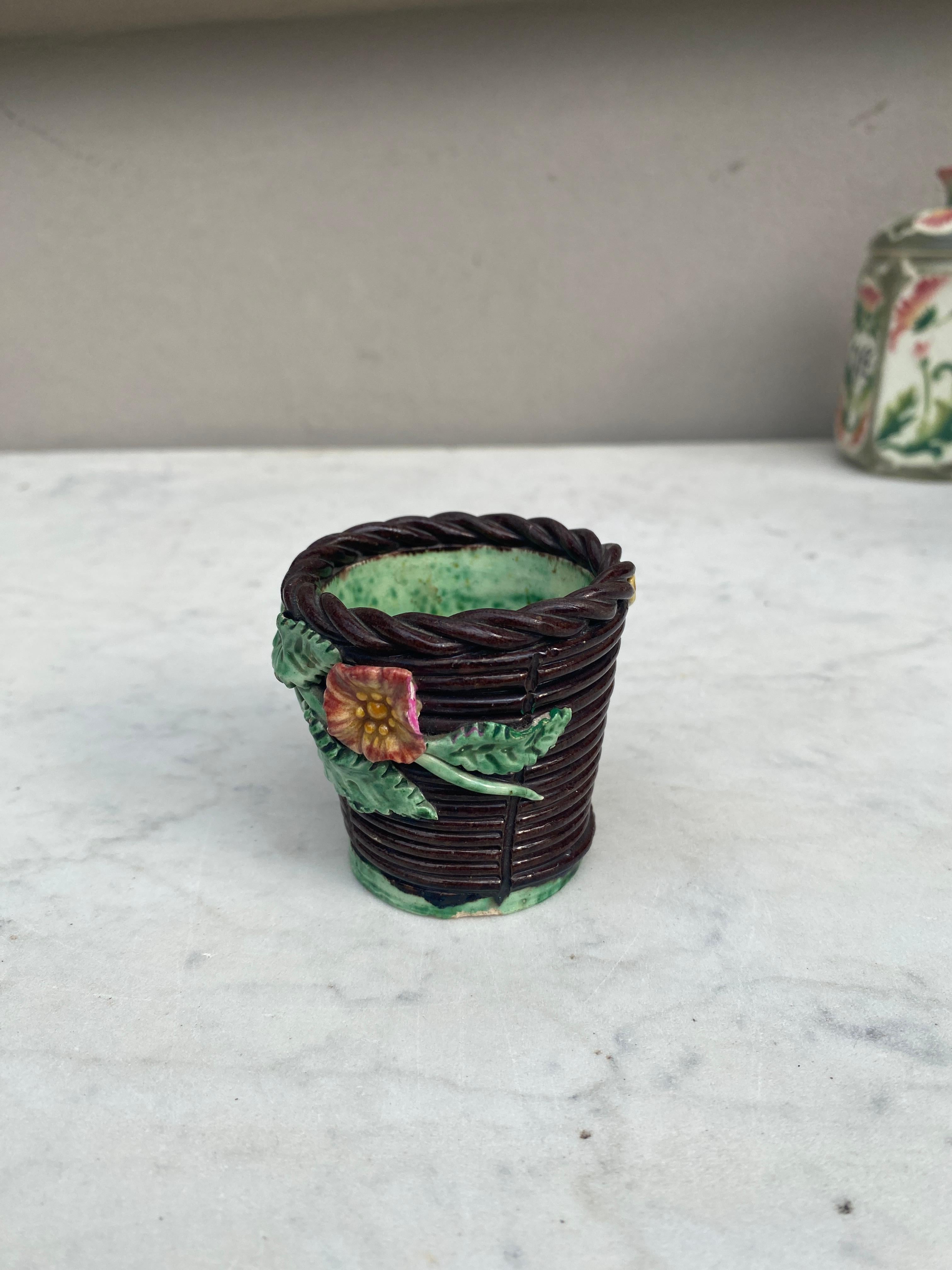 French Majolica Palissy Cache Pot Thomas Sergent In Good Condition For Sale In Austin, TX