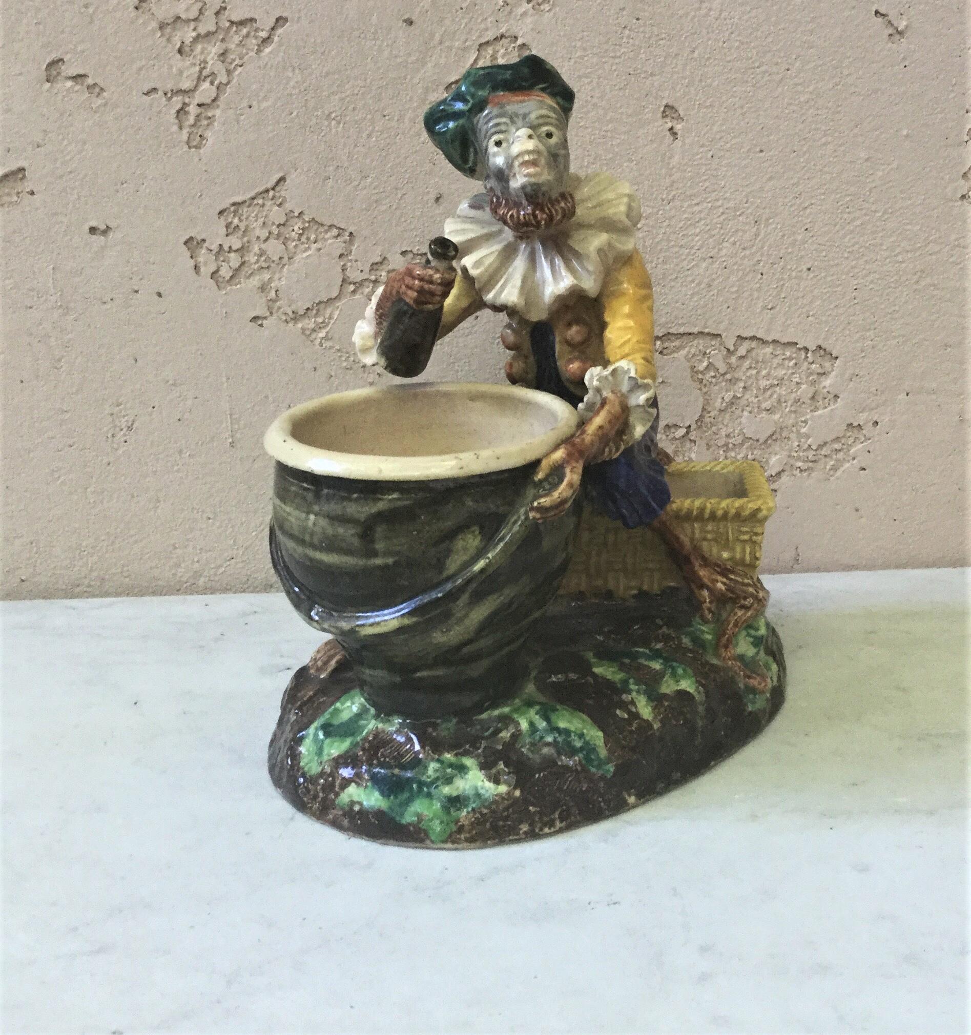 Vase singe Palissy en majolique française, vers 1880 Bon état - En vente à Austin, TX