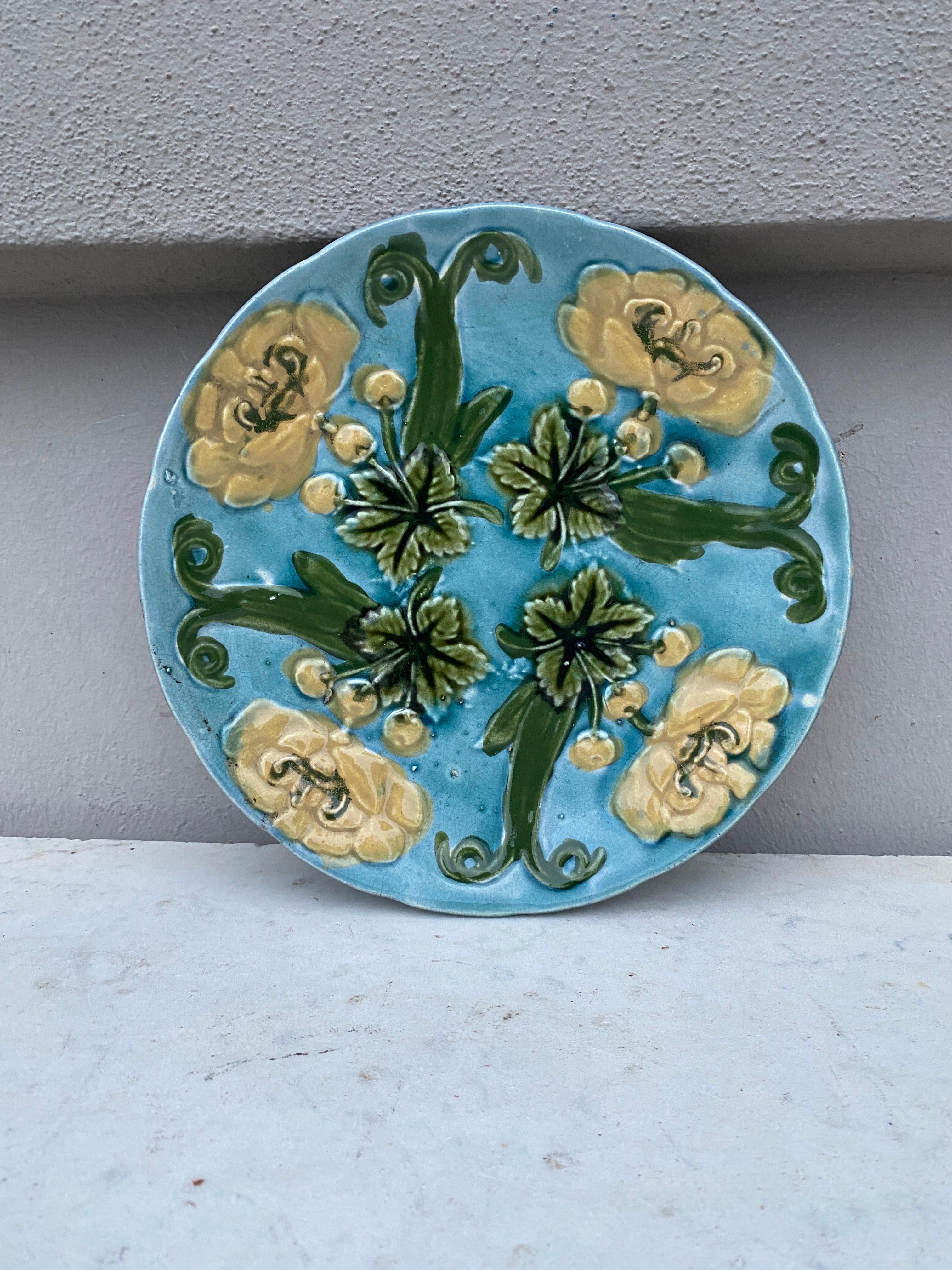 French Majolica Plate Circa 1890 In Good Condition For Sale In Austin, TX