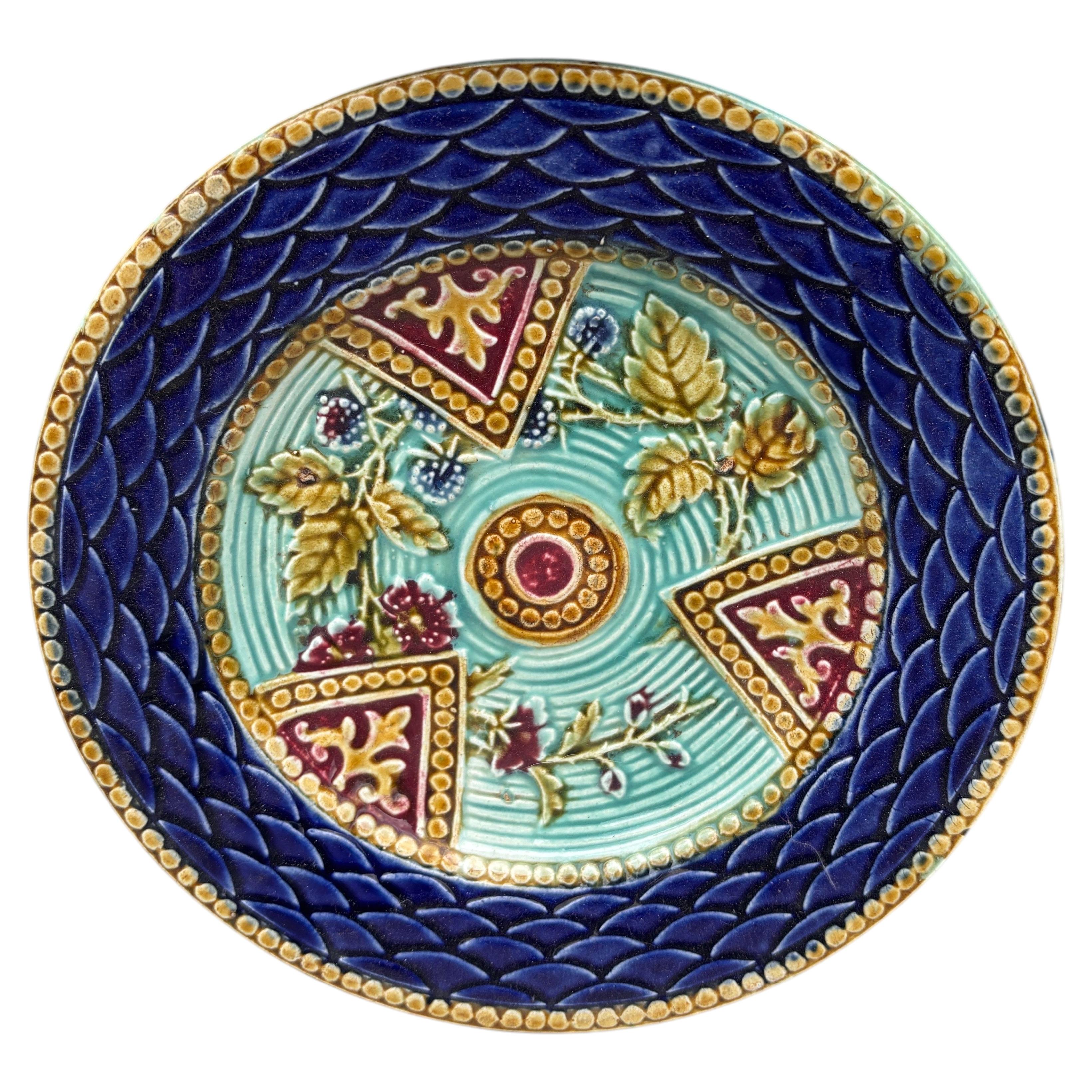 French Majolica Plate Onnaing, Circa 1890