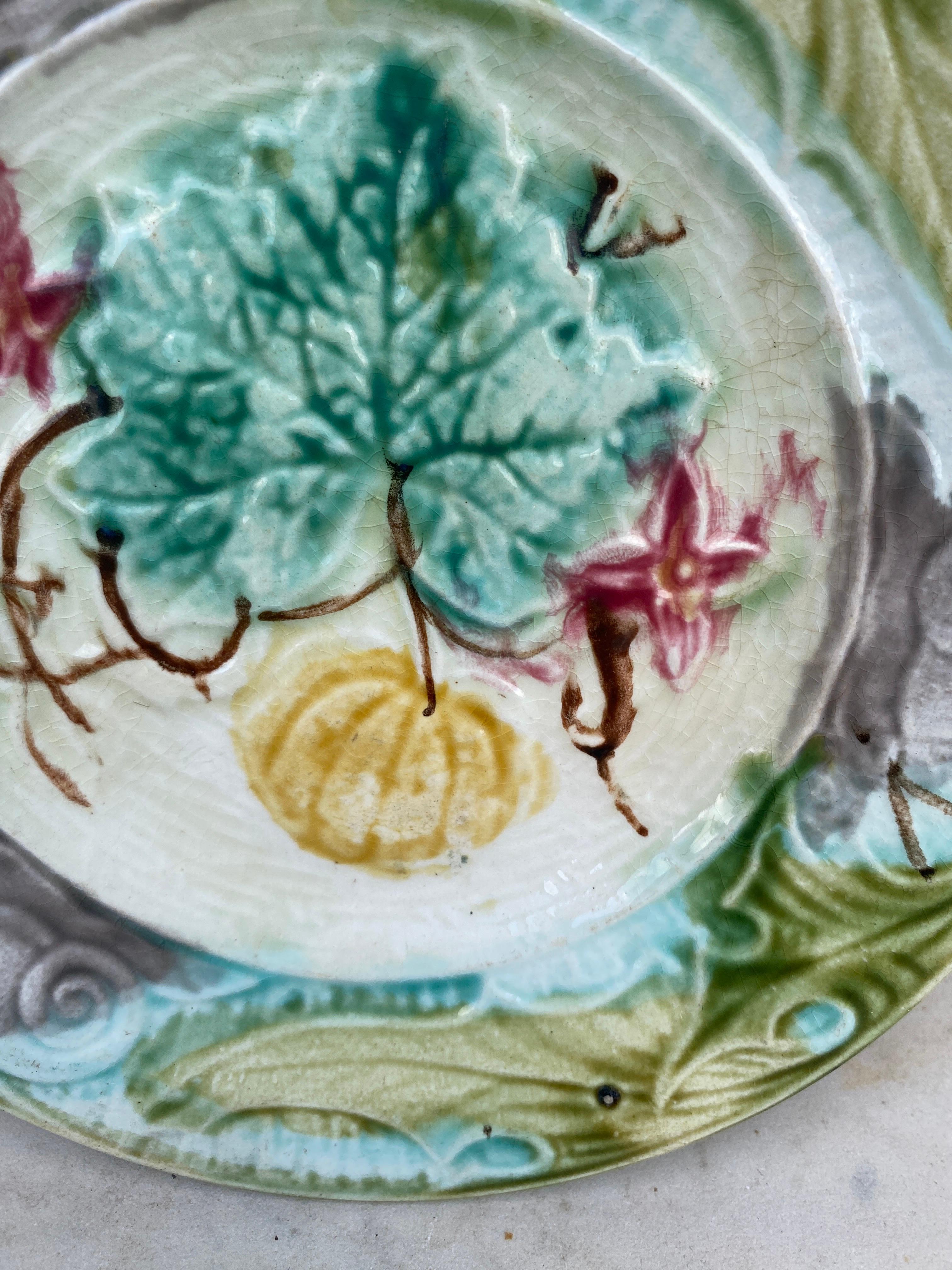 French Majolica plate with pumpkin & snail Onnaing, circa 1890.
Autumn pattern.