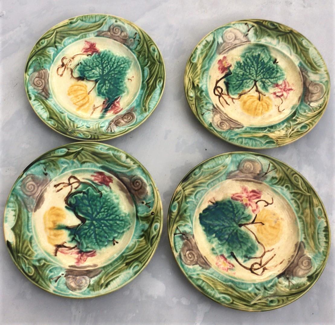French Provincial French Majolica Plate with Pumpkin & Snail Onnaing, circa 1890 For Sale